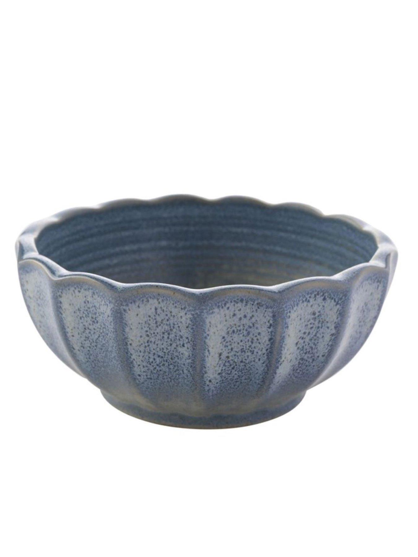 hestia-scalloped-set-of-4-bowls-blueback