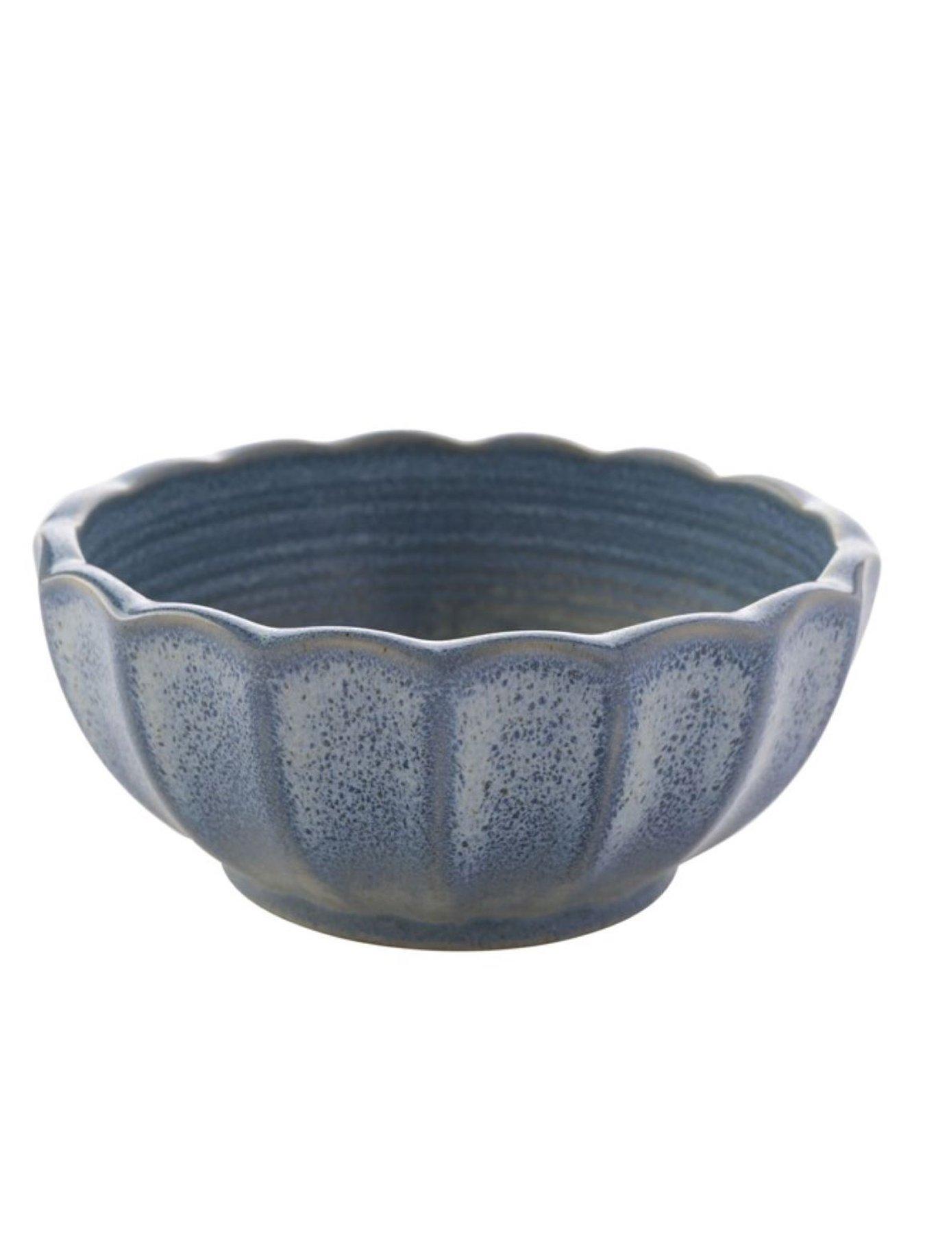Image 3 of 5 of Hestia Scalloped Set Of 4 Bowls - Blue