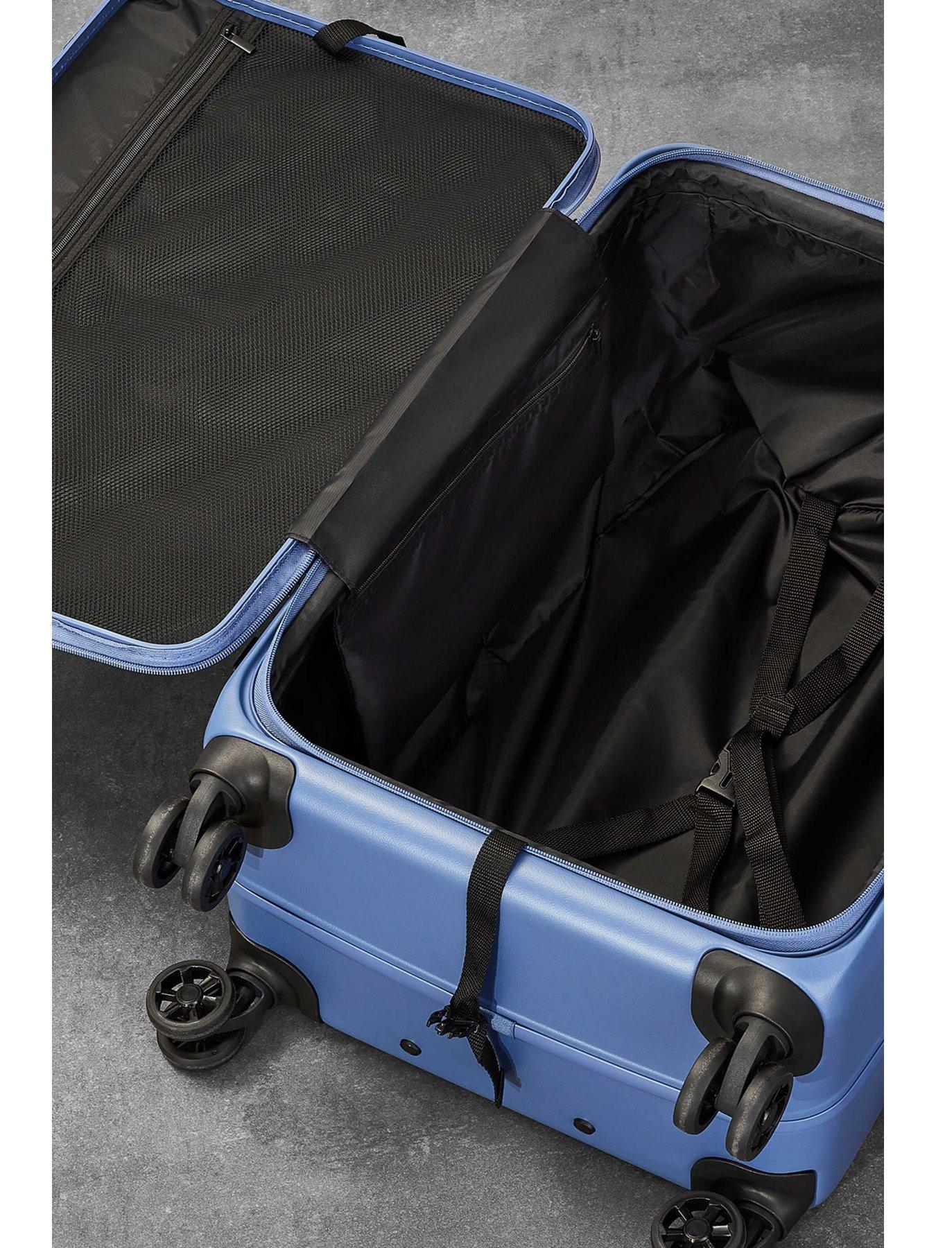 rock-luggage-edennbspsuitcase-largeoutfit