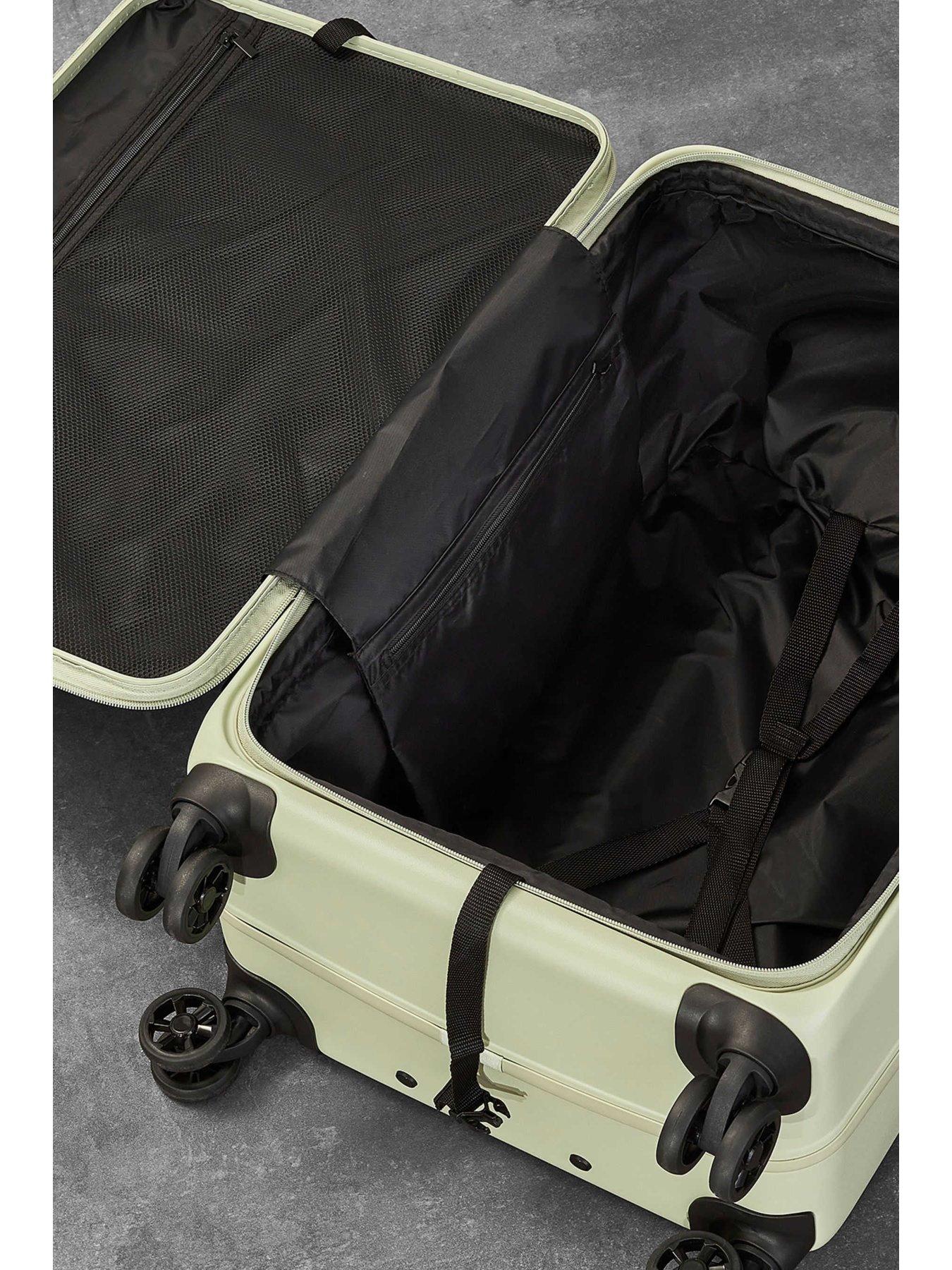 rock-luggage-eden-suitcase-largeoutfit