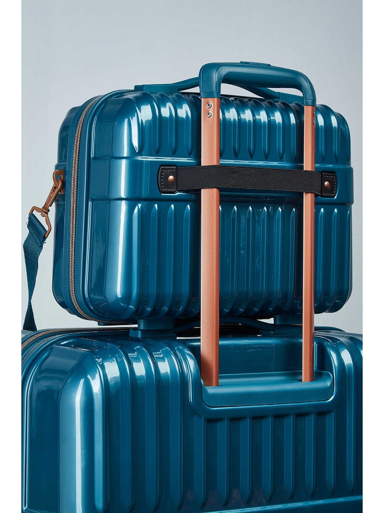Image 4 of 4 of Rock Luggage Selene Vanity Case