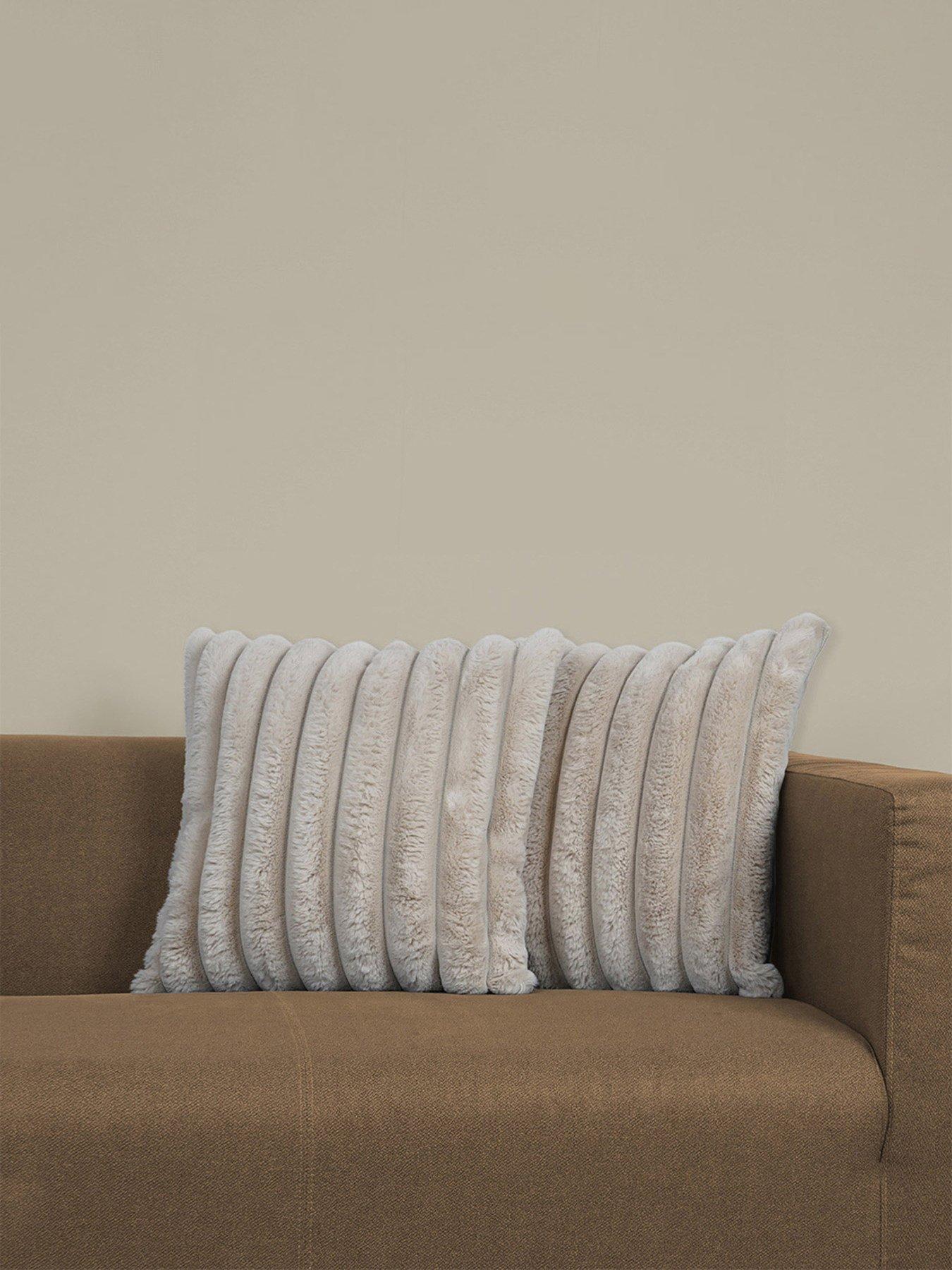 rucomfy-ribbed-faux-fur-45cmx45cm-cushion--linen