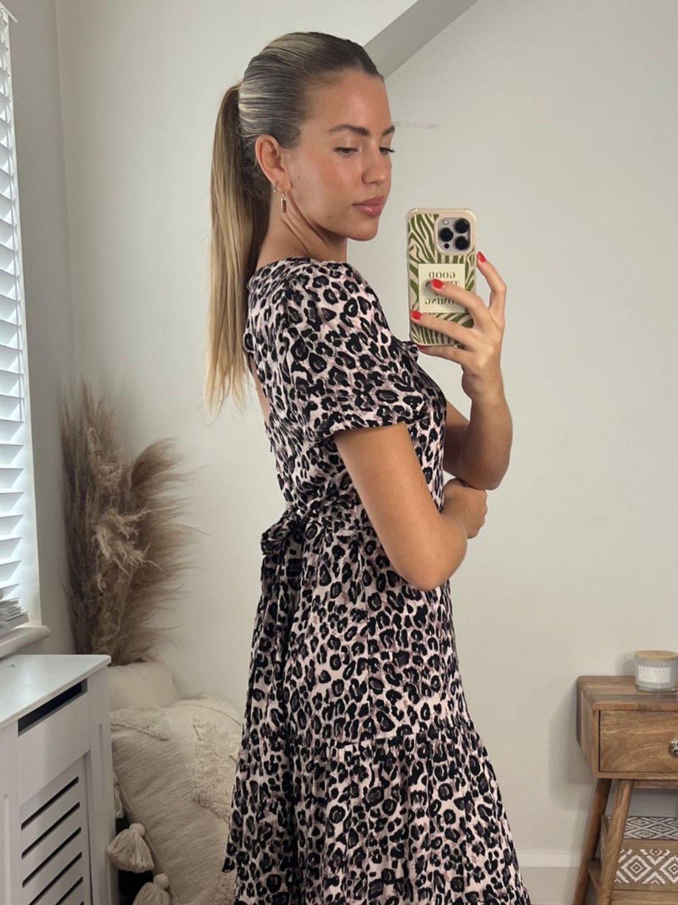 style-cheat-animal-print-bow-back-tiered-midinbspdress-beigeoutfit