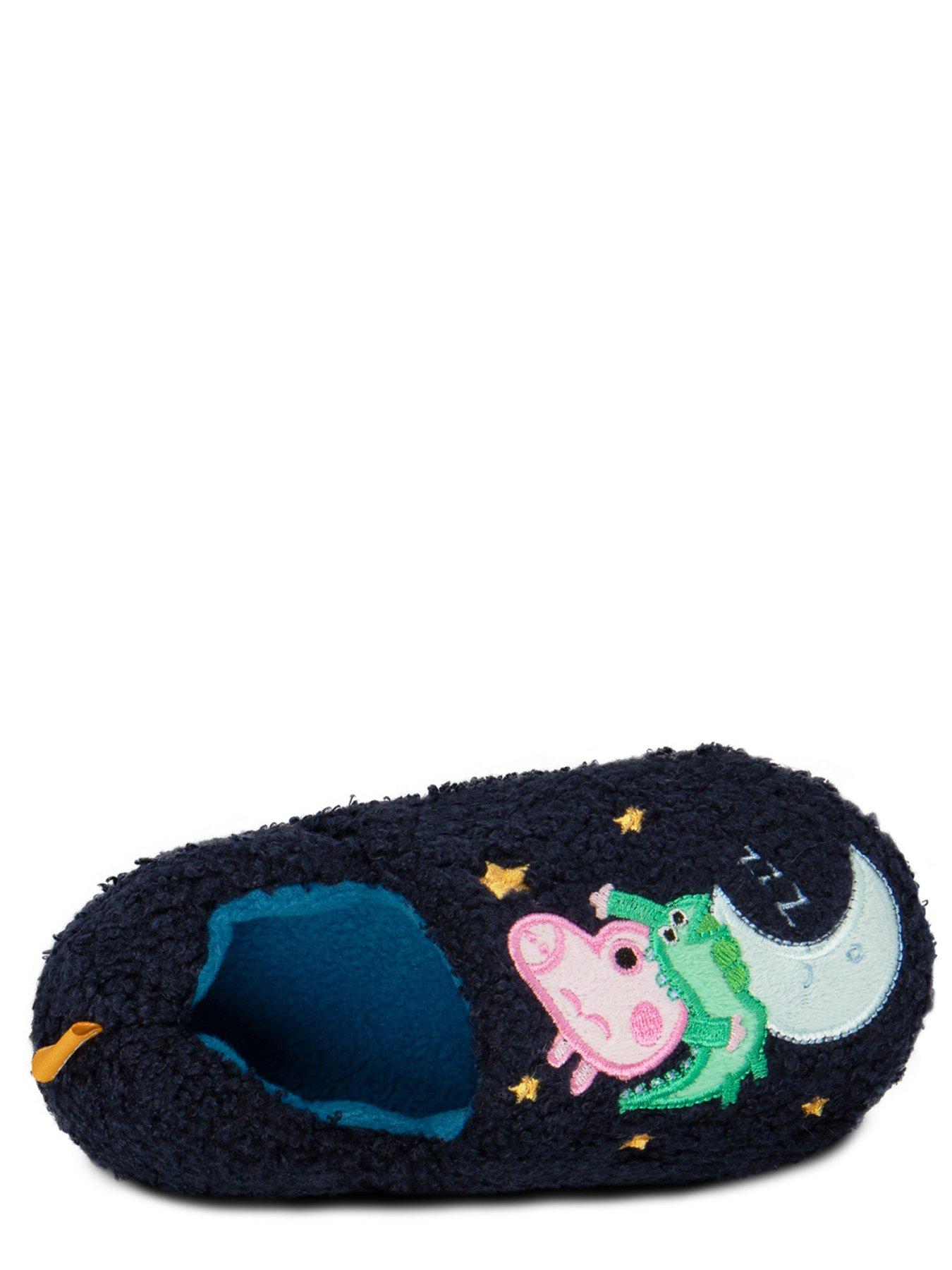 totes-kids-george-pig-slippersoutfit