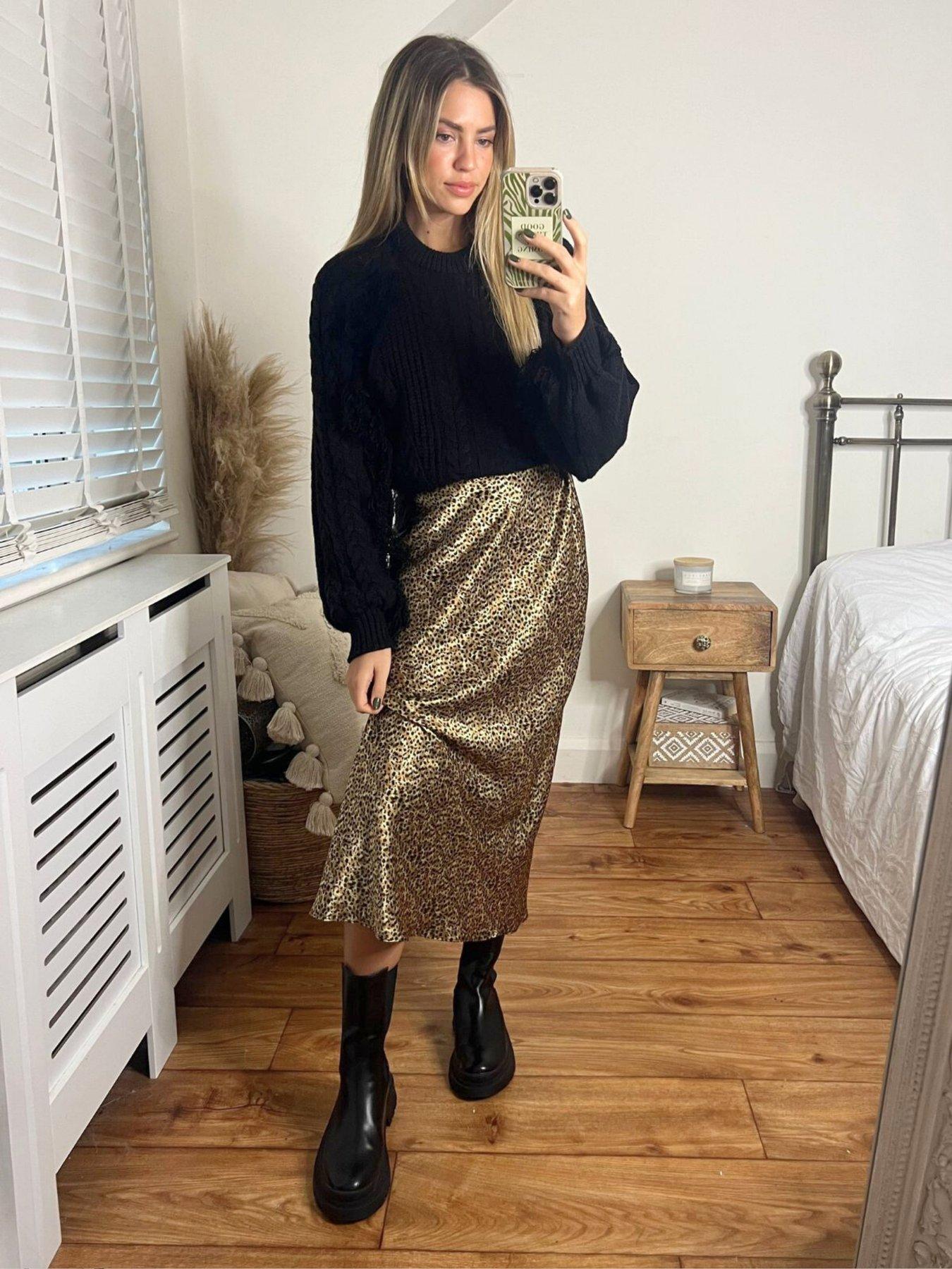 style-cheat-leopard-print-satin-midi-skirt-multioutfit