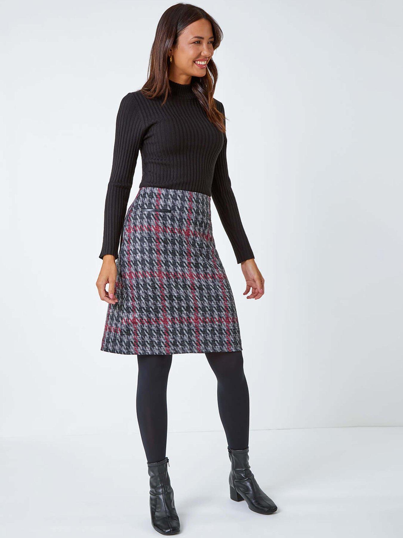 Image 3 of 4 of Roman Houndstooth Stretch Pencil Skirt - Red