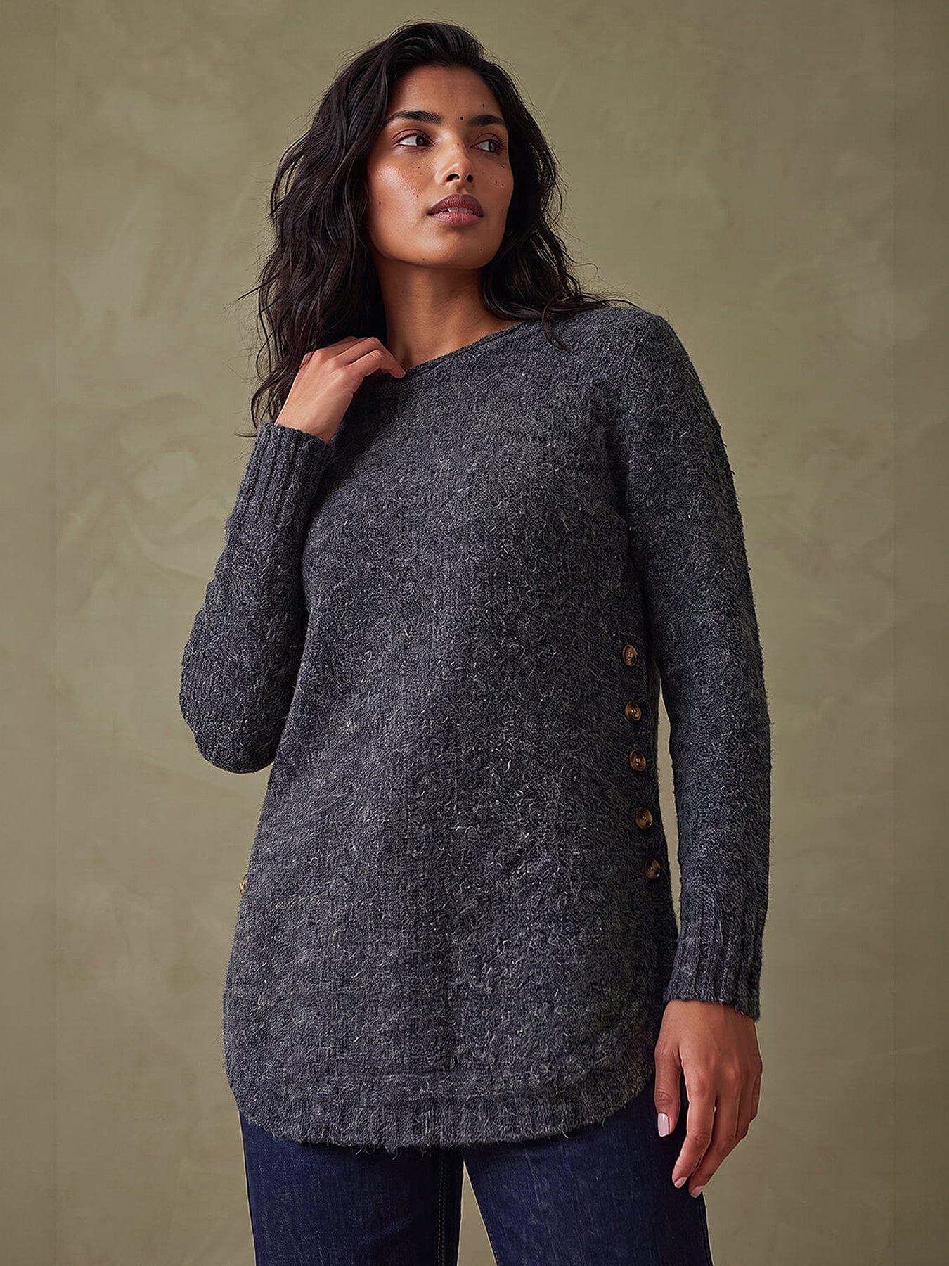 roman-button-detail-curved-hem-jumper-black