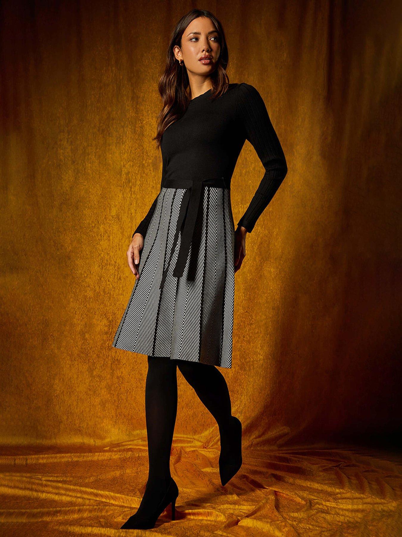 Roman Chevron Print Belted Jumper Dress - Black