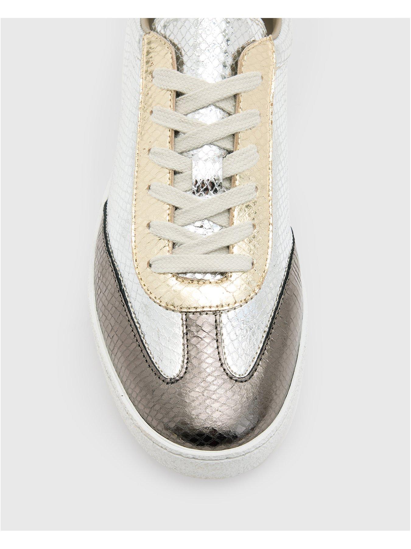 allsaints-thelma-metallic-sneakers-silveroutfit