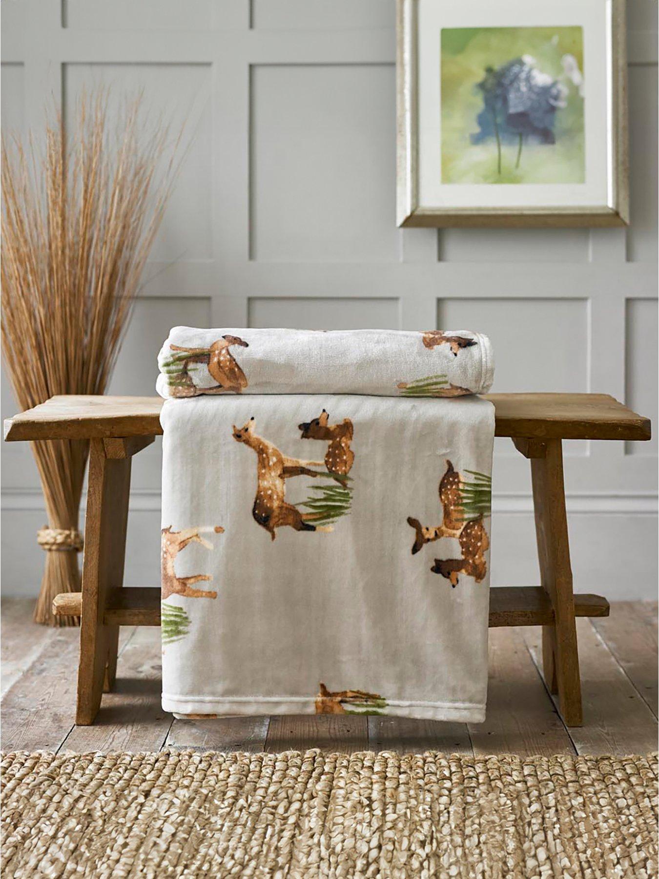 deyongs-deer-throw-flannel-printed-throw-140x180cm-natural