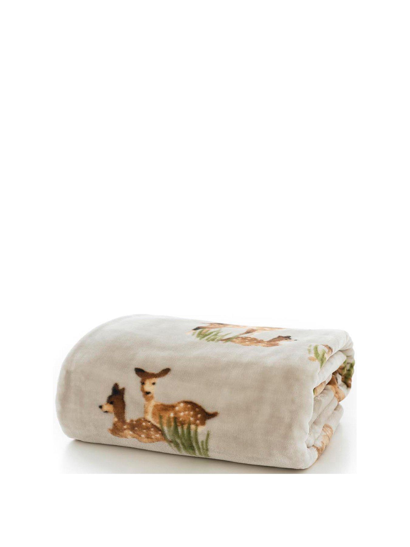 deyongs-deer-throw-flannel-printed-throw-140x180cm-naturalstillFront