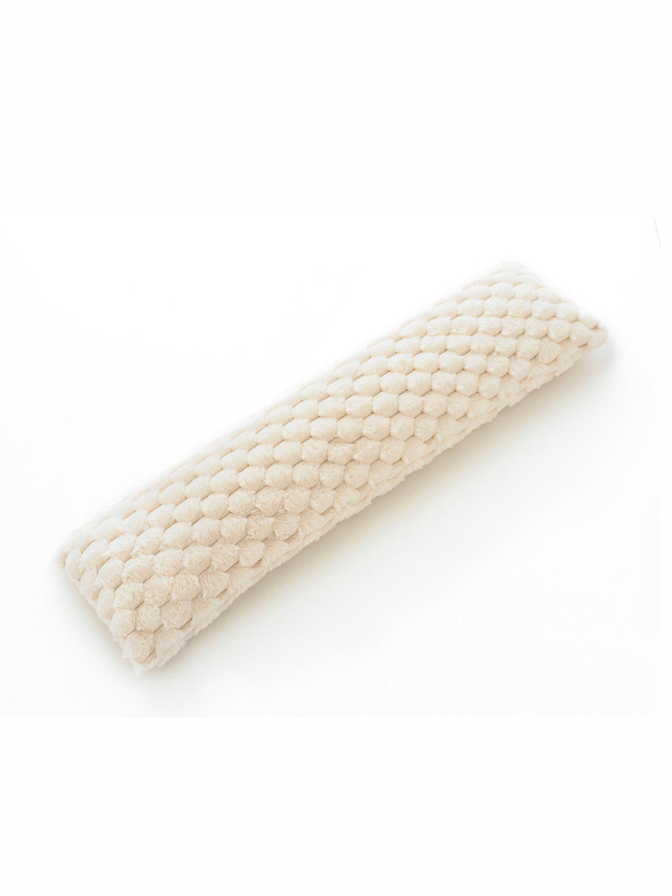 deyongs-northcombe-faux-fur-draught-excluder