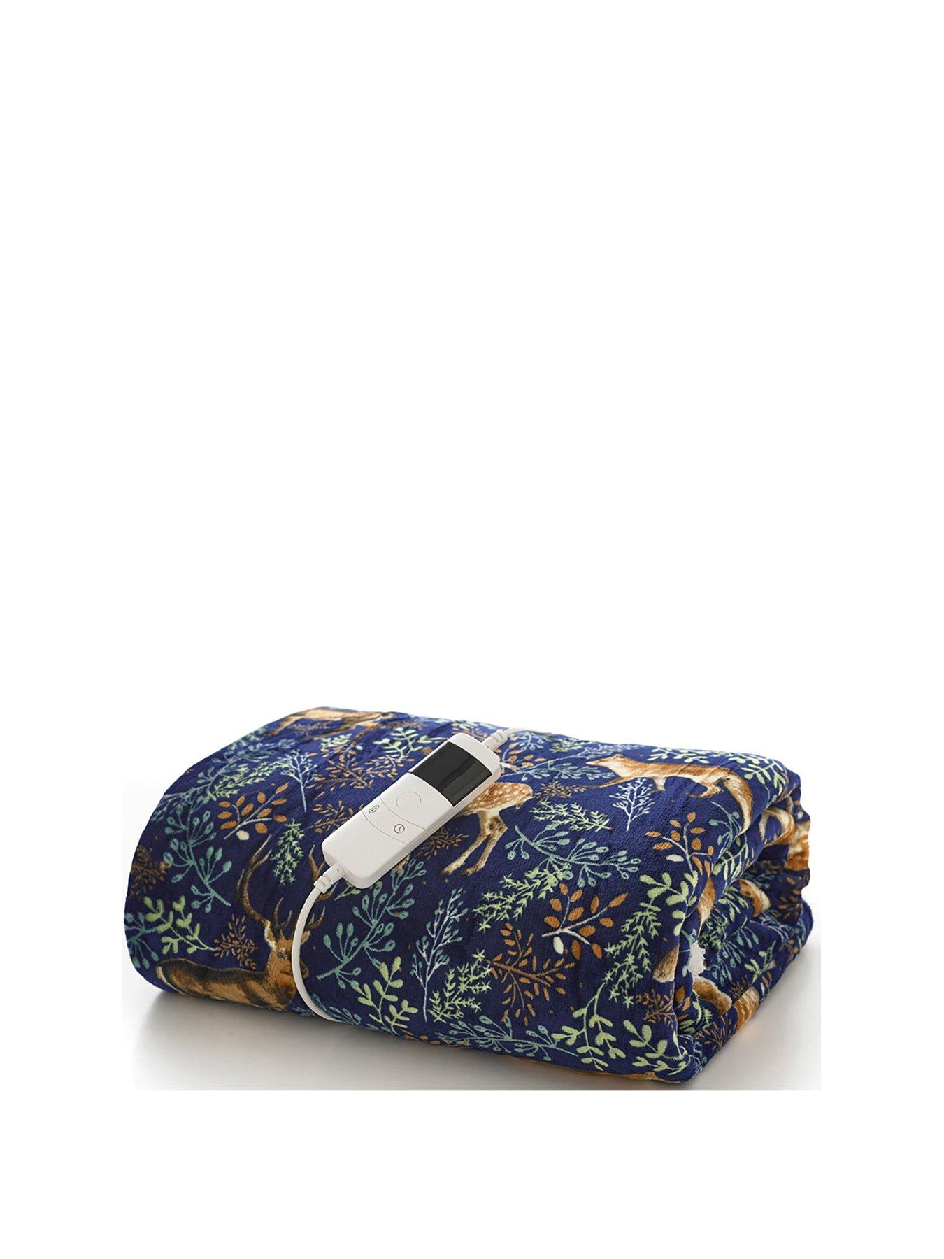 deyongs-fox-deer-navy-heated-throw-140-x-180cmstillFront