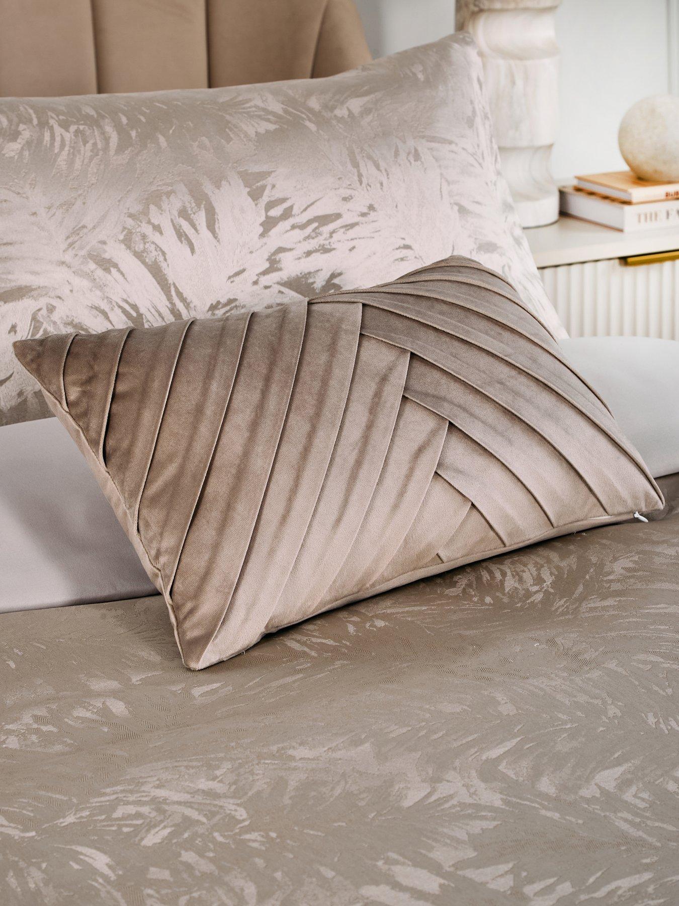 Very Home Luxe Velvet Pleated Cushion