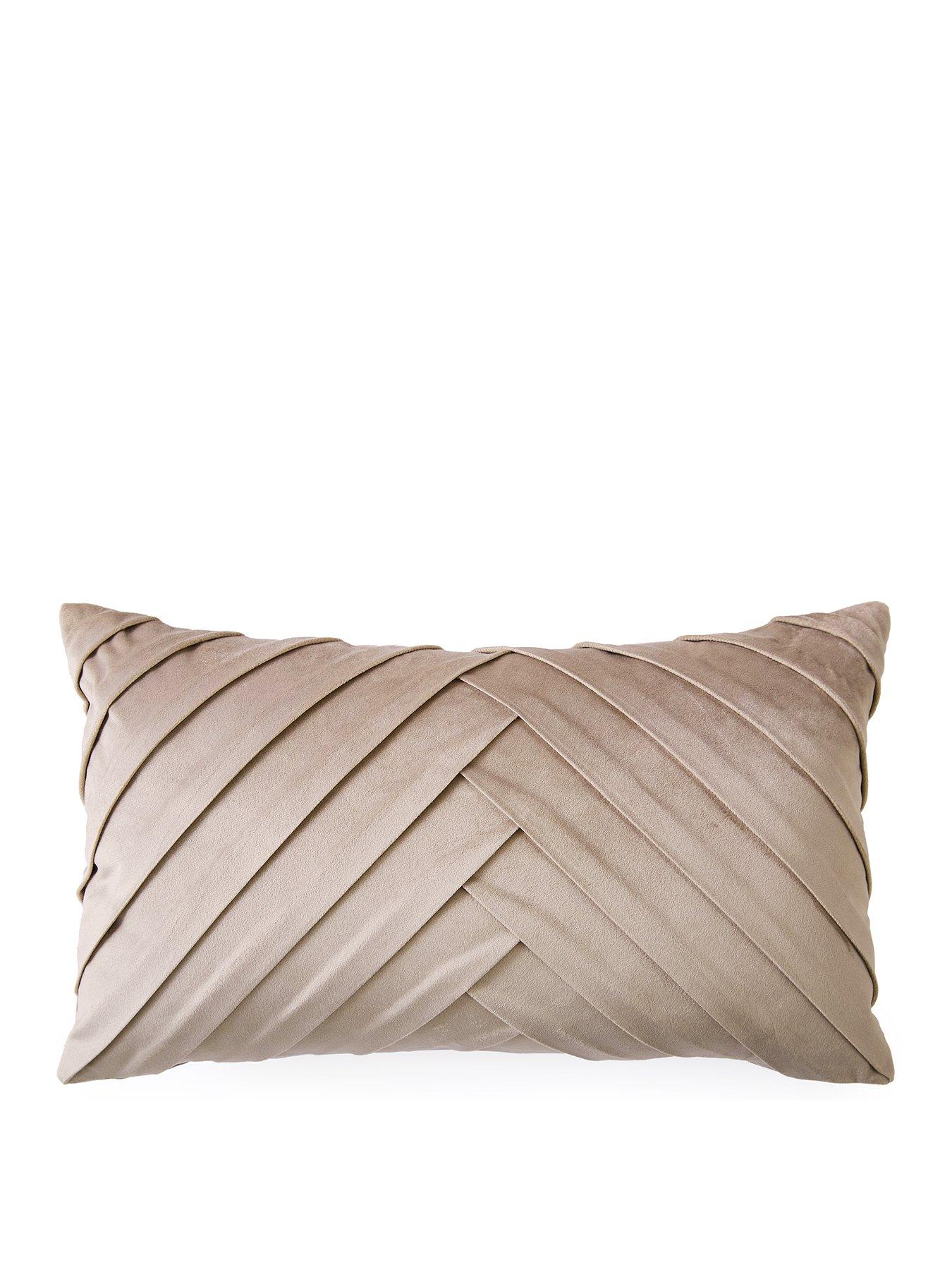 the-very-collection-luxe-velvet-pleated-cushionstillFront