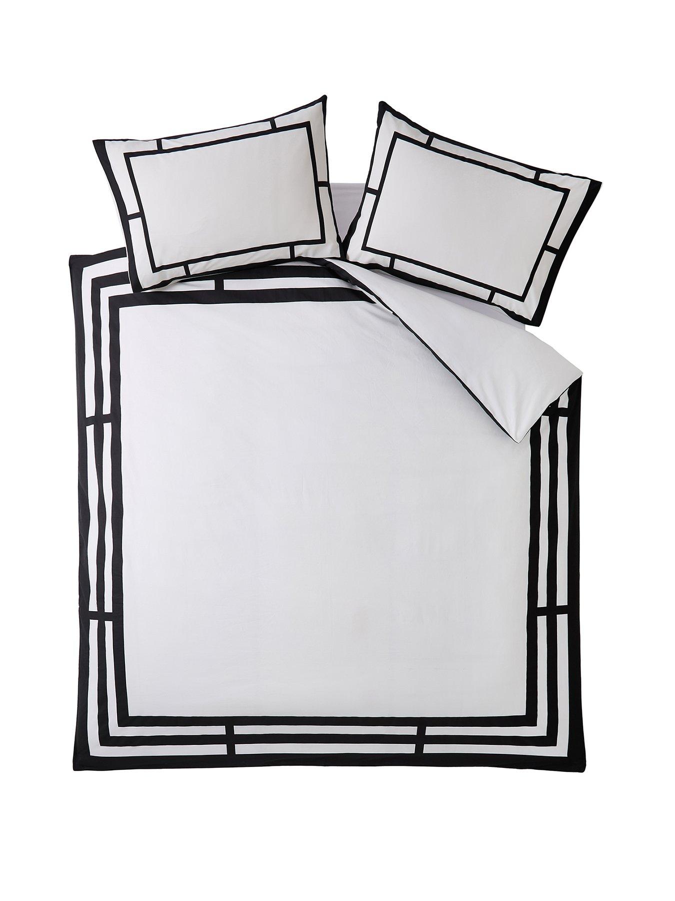 the-very-collection-apollo-luxe-border-100-cotton-200-thread-count-duvet-cover-setstillFront