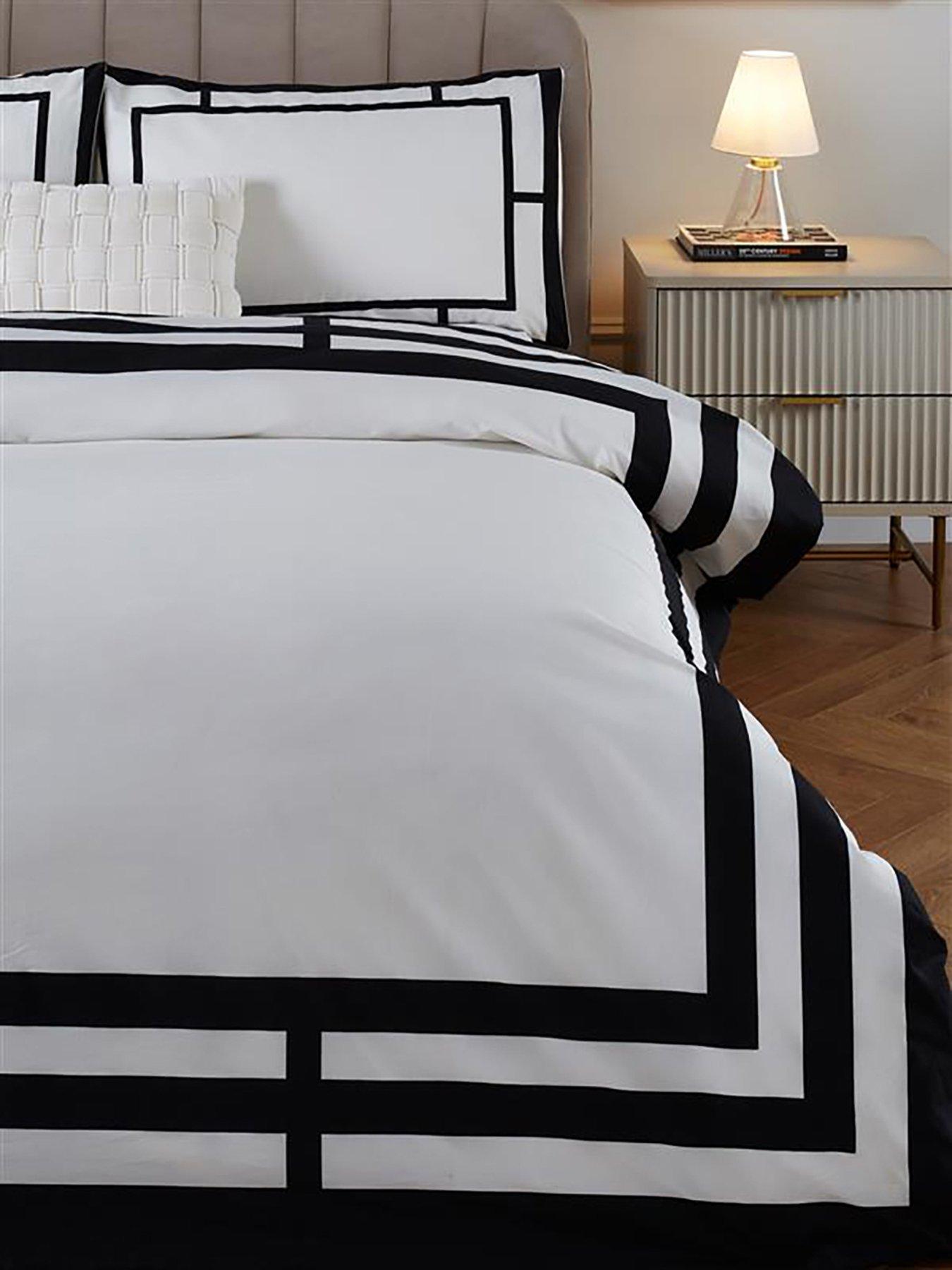 Image 3 of 3 of The Very Collection Apollo Luxe Border 100% Cotton 200 Thread Count Duvet Cover Set