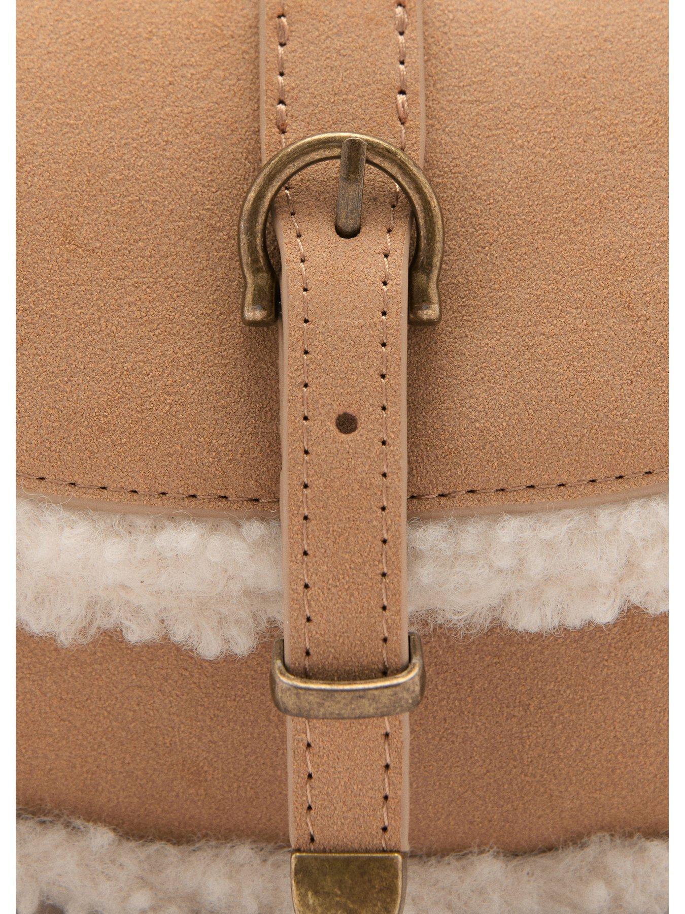 mango-girls-faux-shearling-cross-body-bag-beigeoutfit