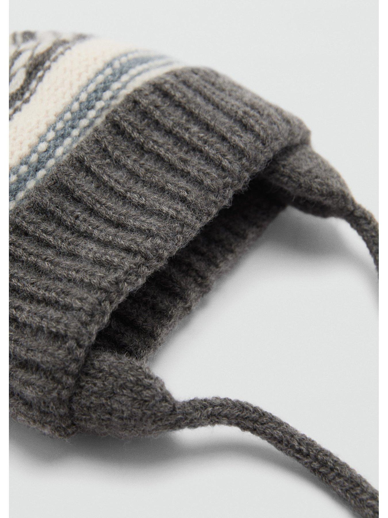 mango-younger-boys-knitted-hat-greydetail