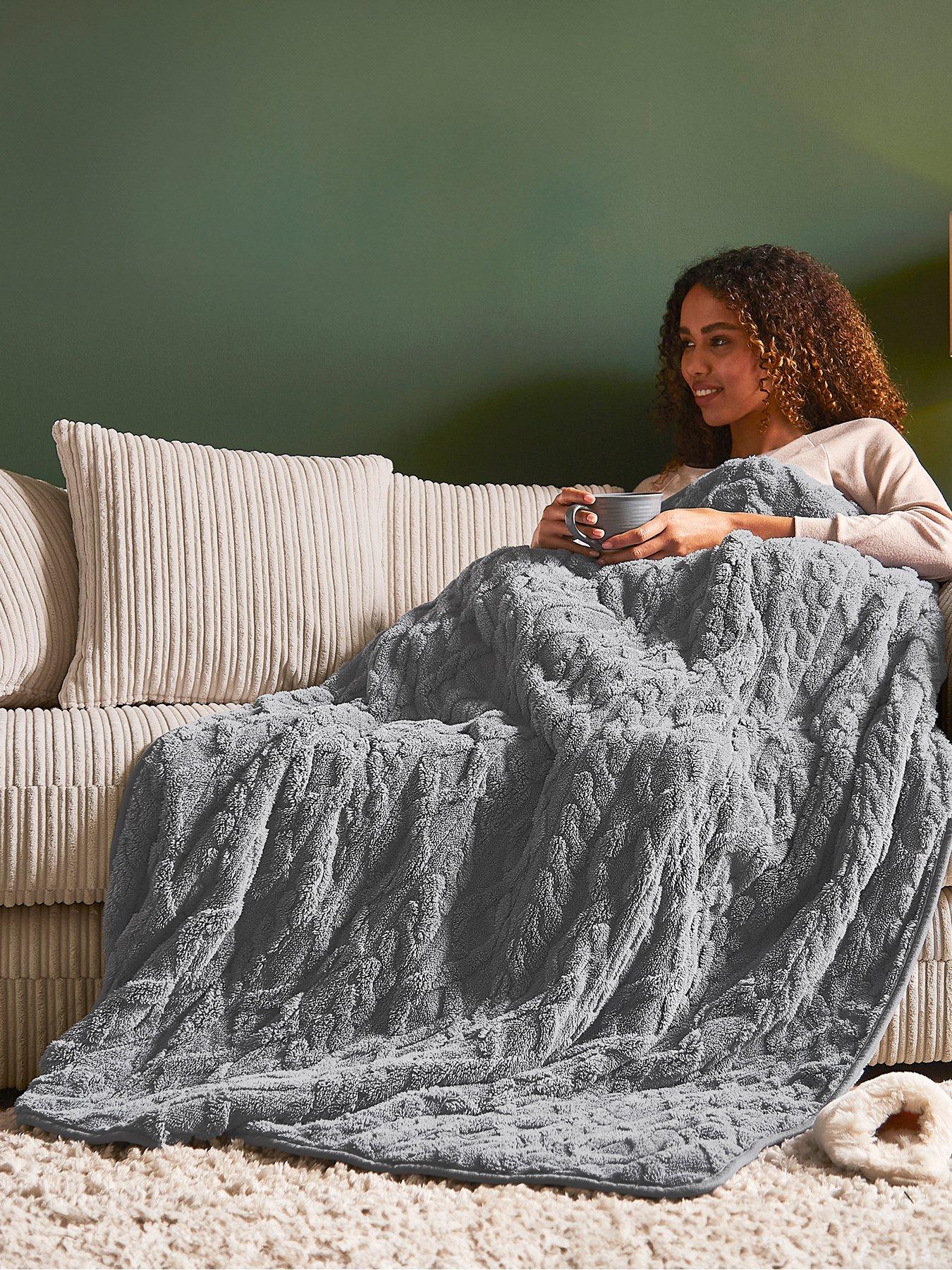 Silentnight Luxury Super Cosy Heated Throw - Charcoal