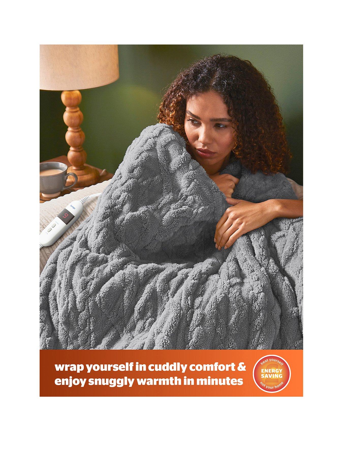 silentnight-luxury-super-cosy-heated-throw-charcoalstillFront