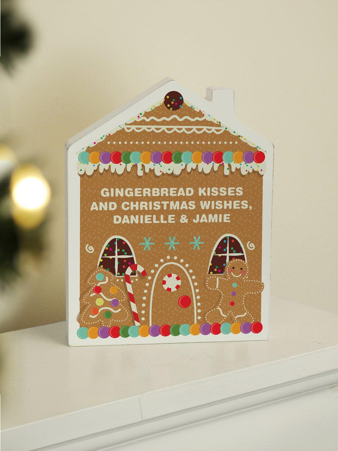 the-personalised-memento-company-personalised-gingerbread-house-christmas-wooden-ornamentback