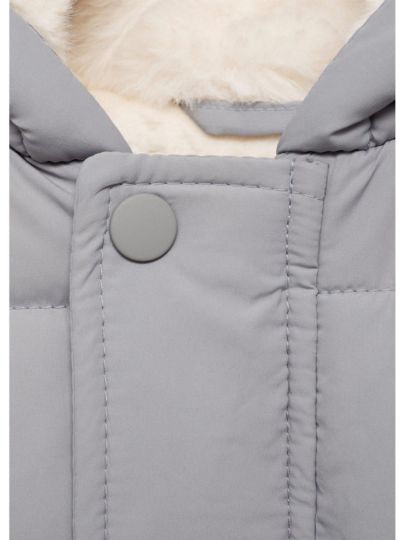 mango-baby-boys-pramsuit-greydetail