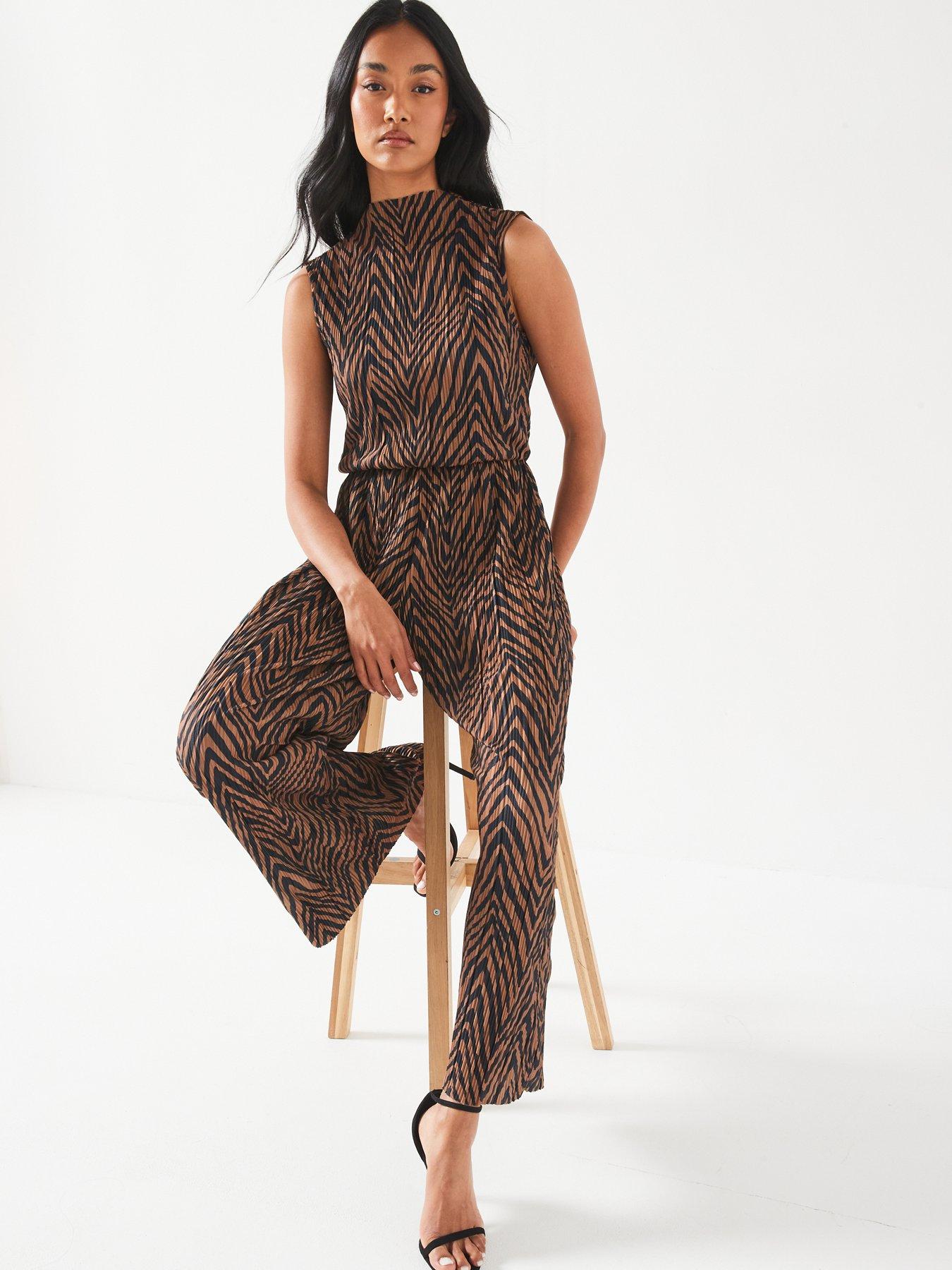 vero-moda-printed-plisse-jumpsuit-multidetail