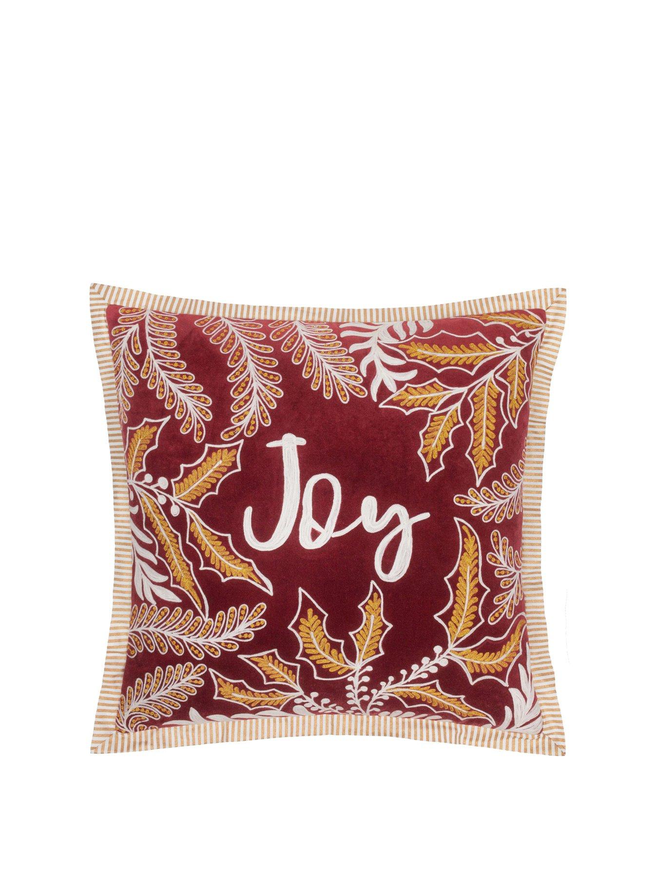 paoletti-winter-joy-cushion