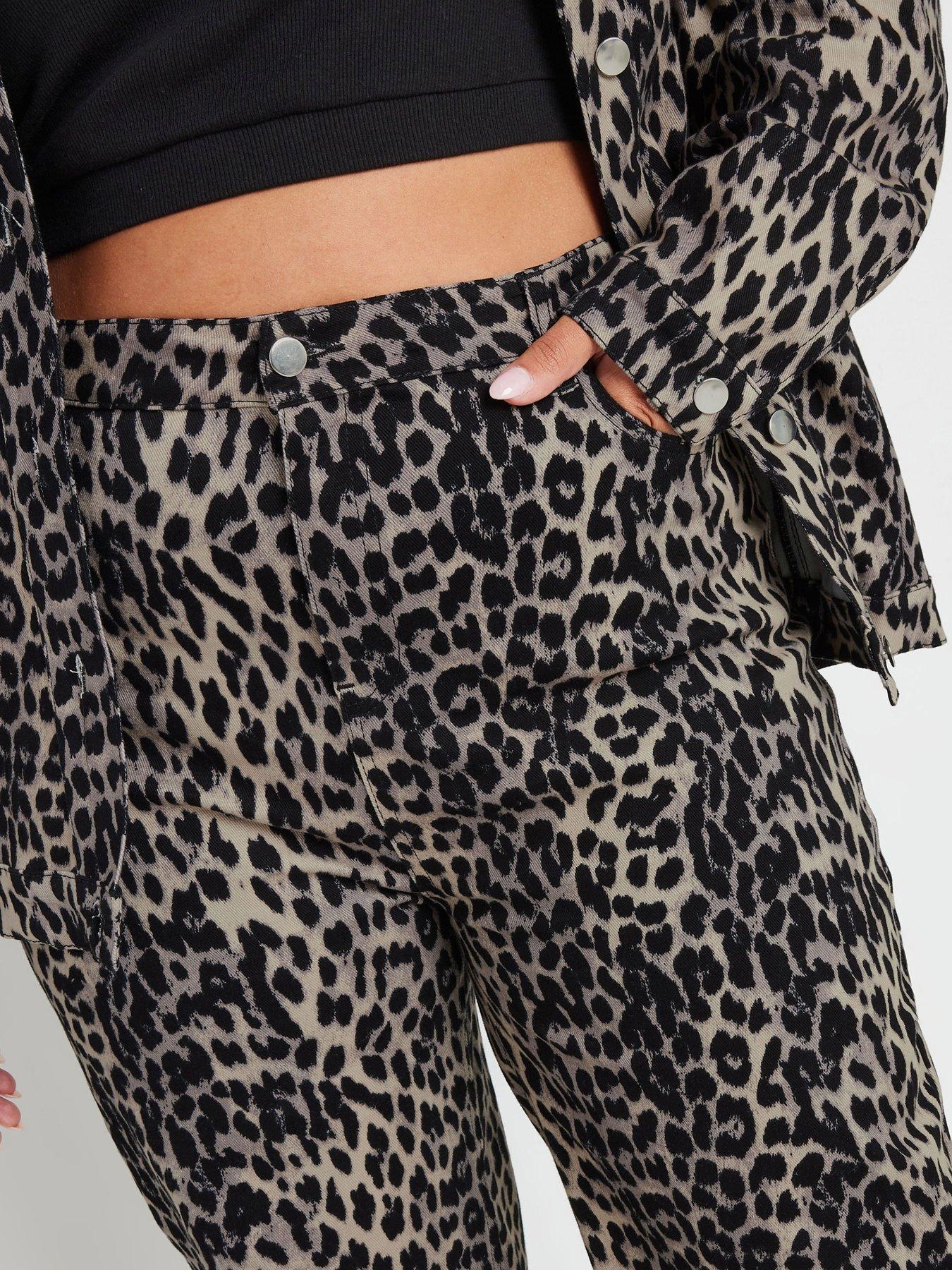 yours-curve-wide-leg-leopard-jeanoutfit