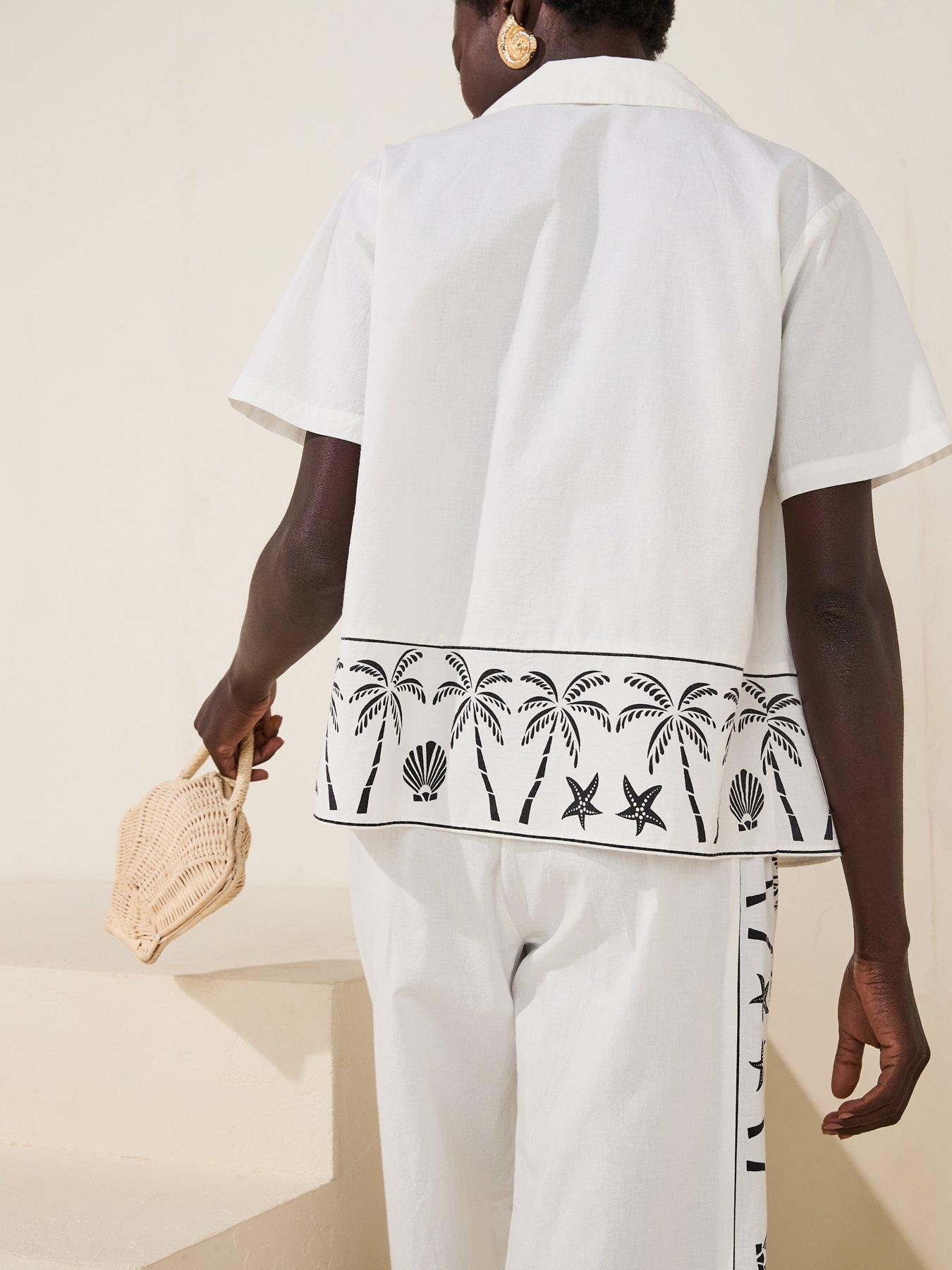 Image 2 of 6 of V by Very Border Print Short Sleeved Beach Shirt - White