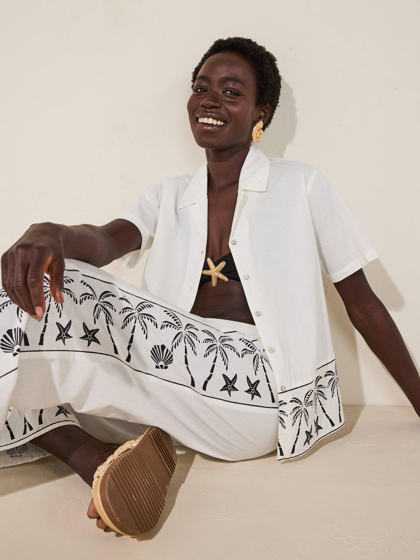 Image 4 of 6 of V by Very Border Print Short Sleeved Beach Shirt - White