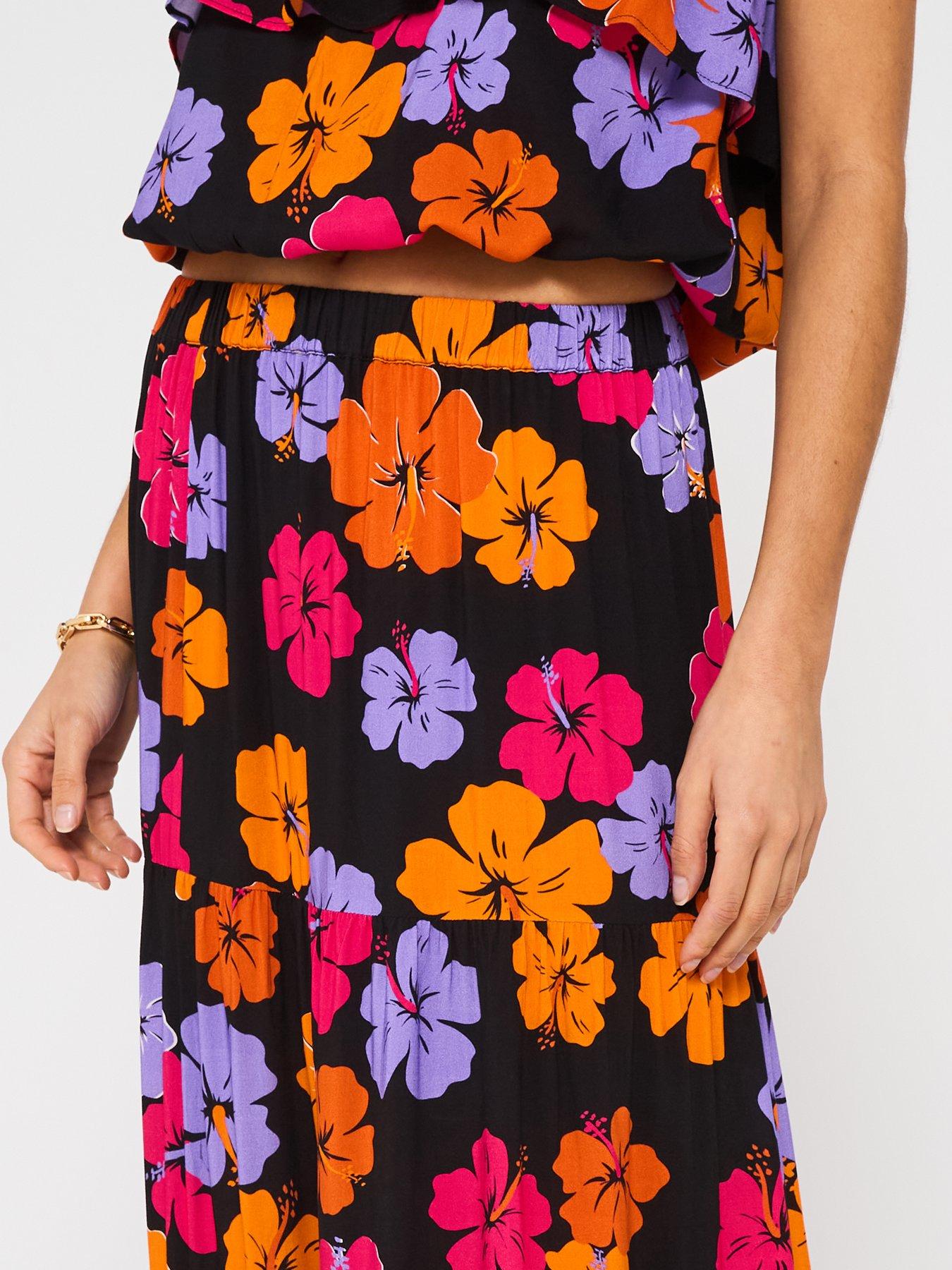 Image 6 of 6 of V by Very Tiered Printed Co Ord Beach Skirt - Print
