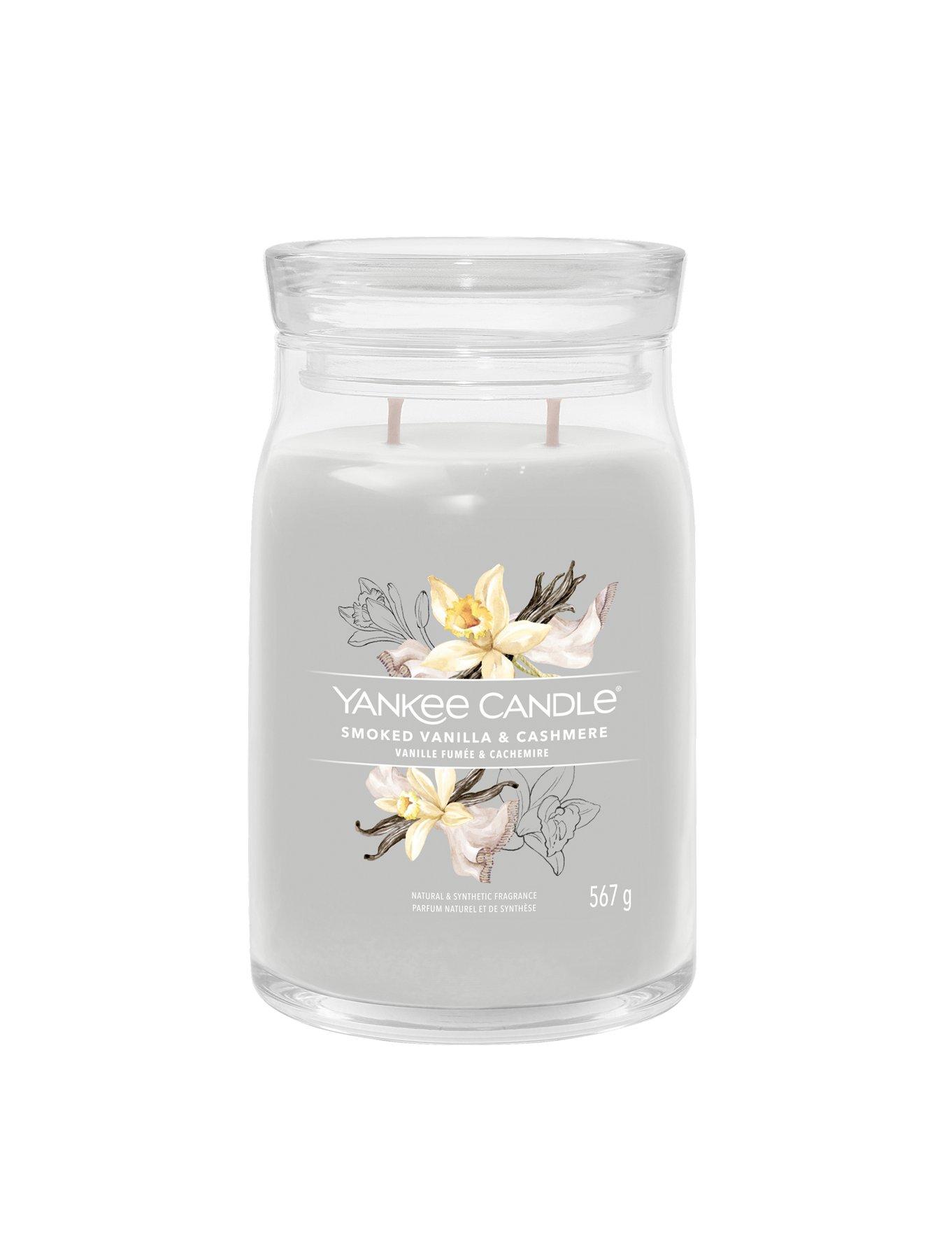 yankee-candle-signature-collection-large-jar-candle-ndash-smoked-vanilla-and-cashmereoutfit