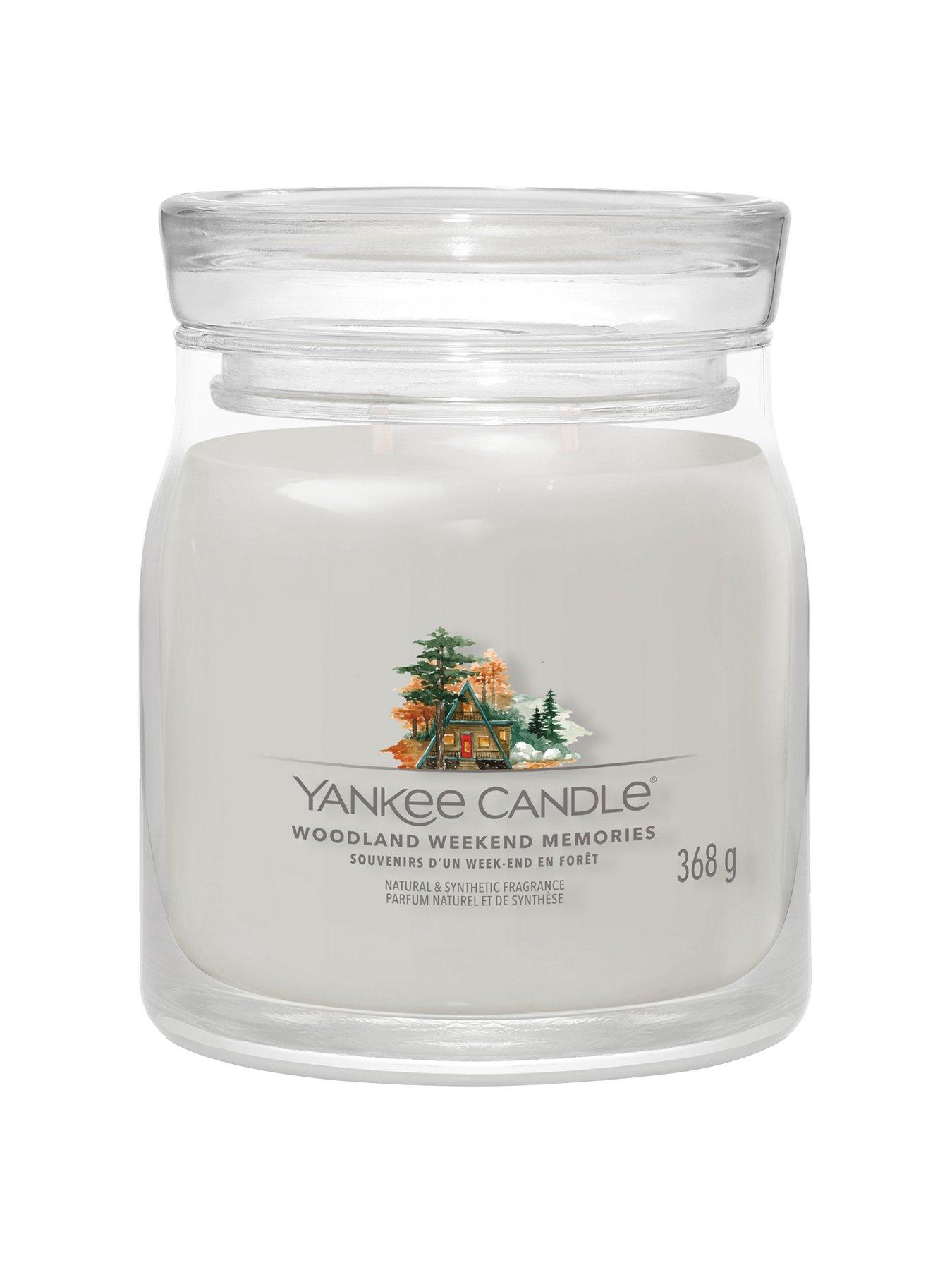 yankee-candle-woodland-weekend-memories-signature-medium-jar-candle