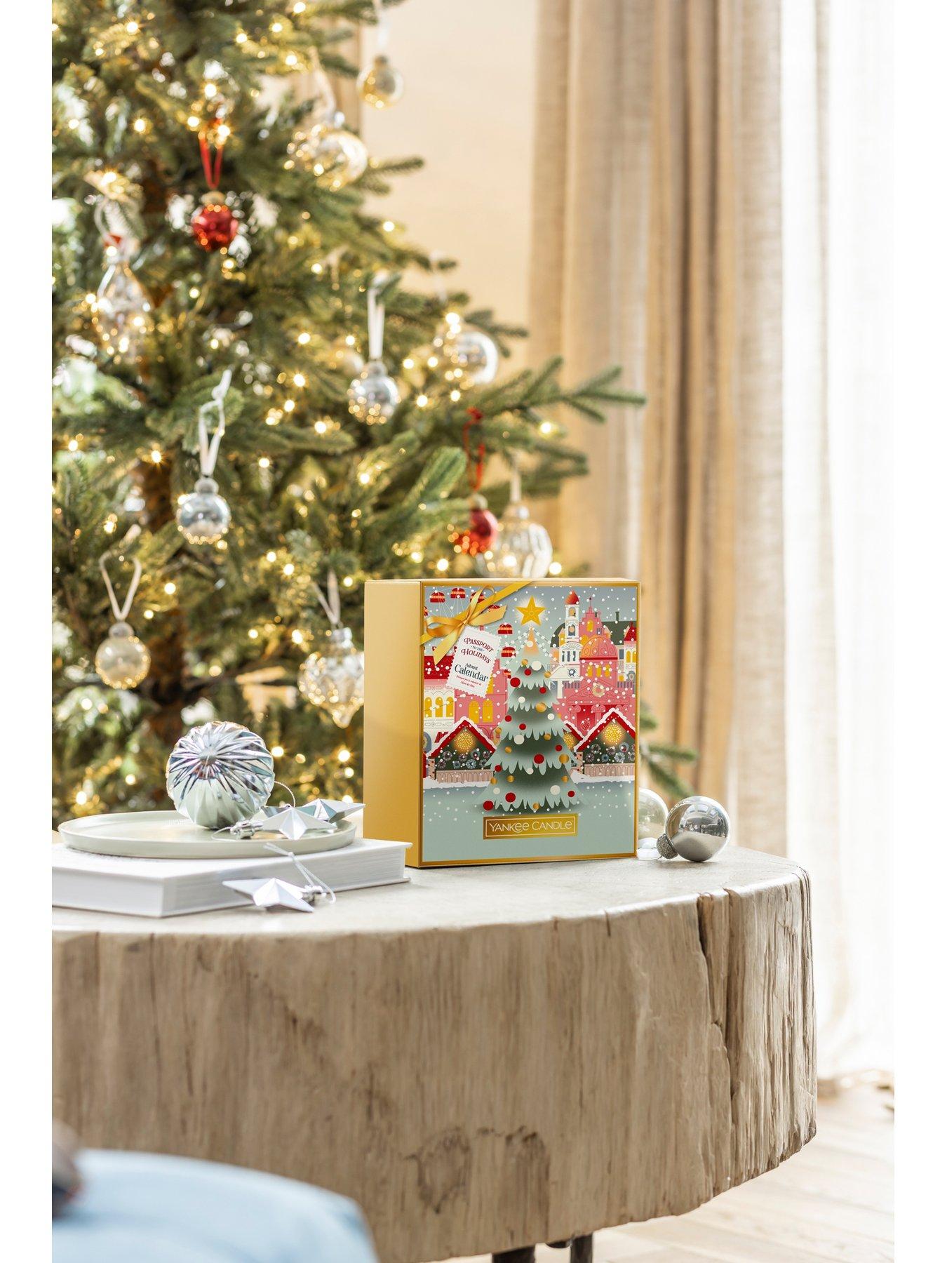 yankee-candle-passport-to-the-holidays-christmas-advent-calendar-bookdetail