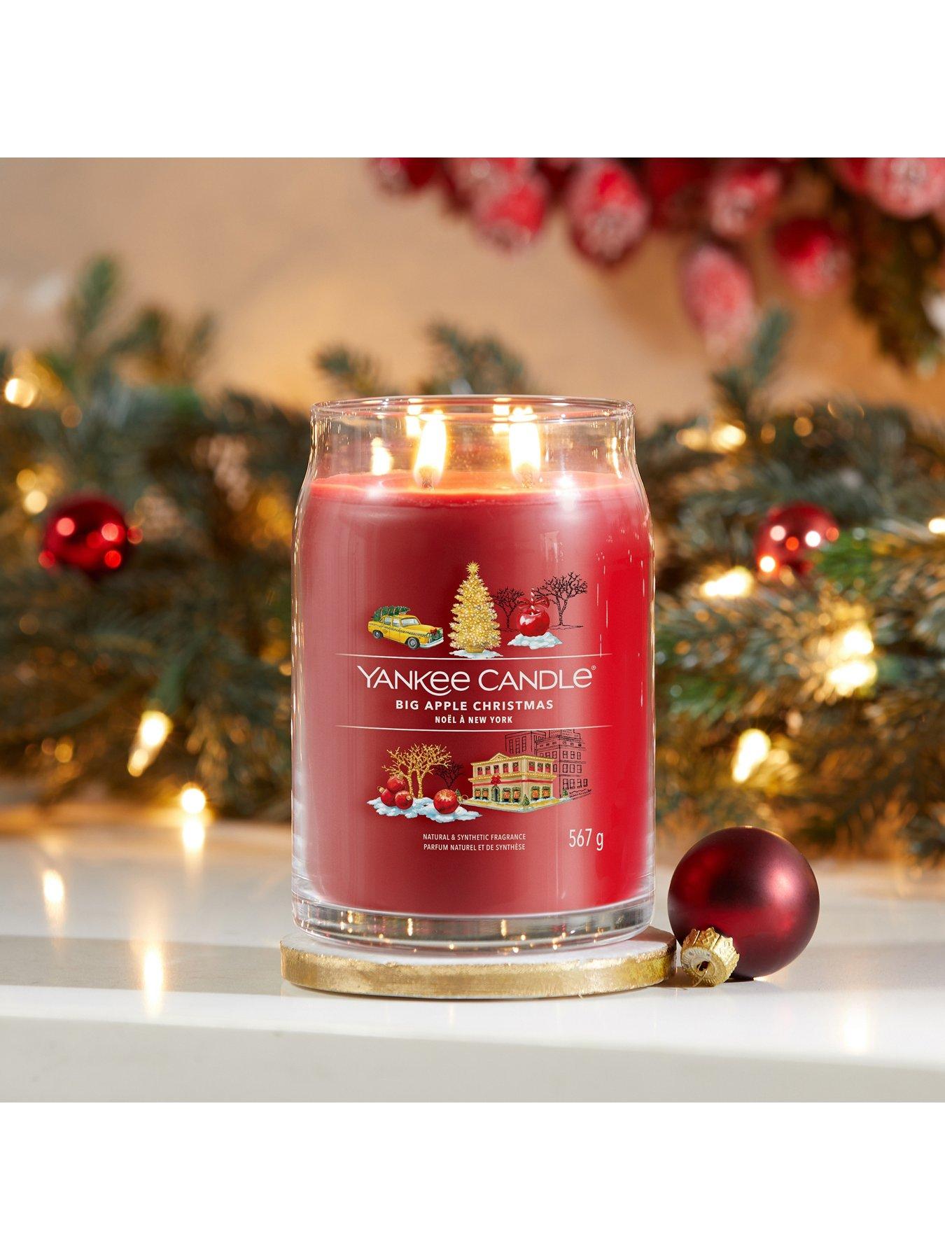 yankee-candle-signature-collection-large-jar-candle-ndash-big-apple-christmasoutfit