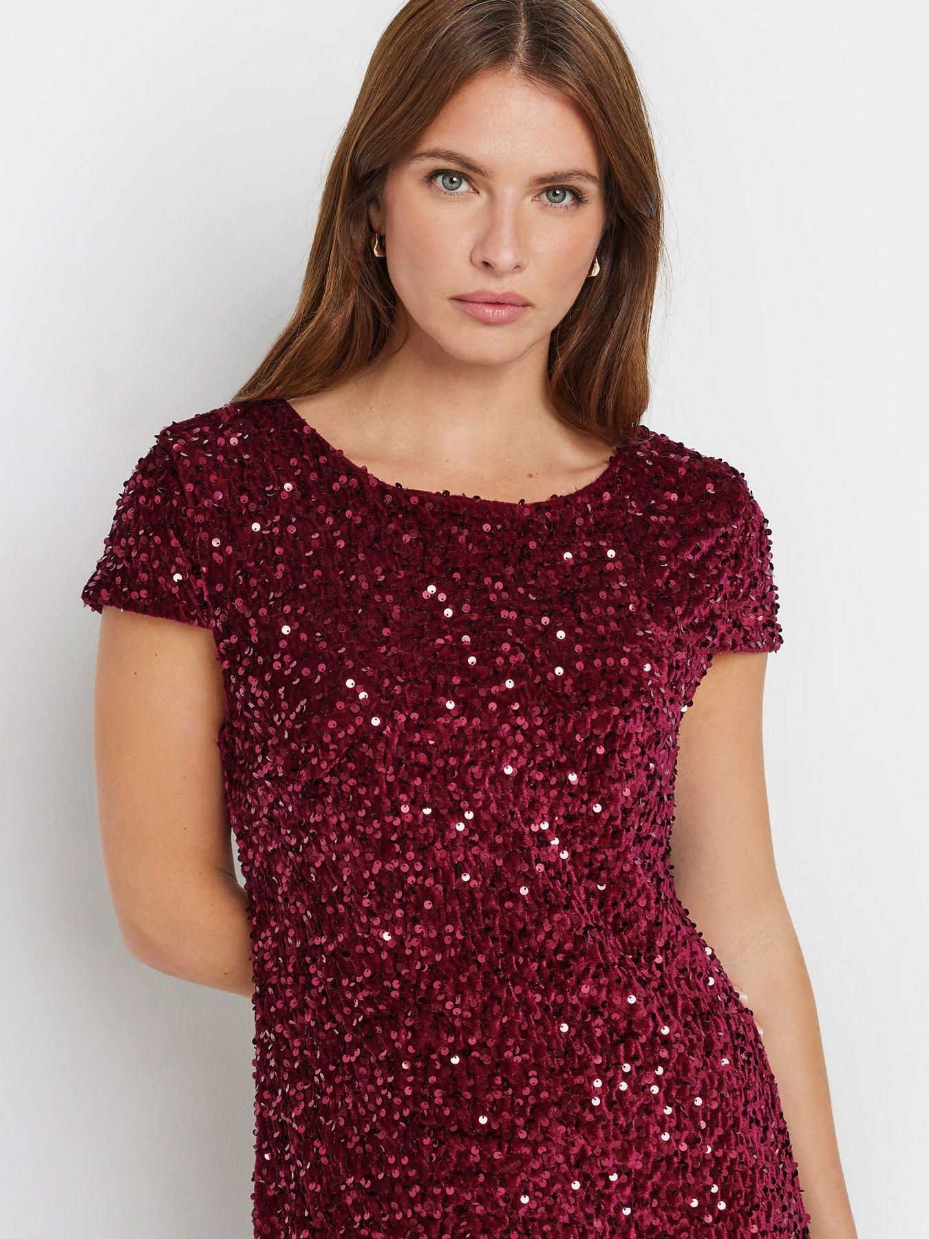 mco-sequin-velvet-shift-dressoutfit