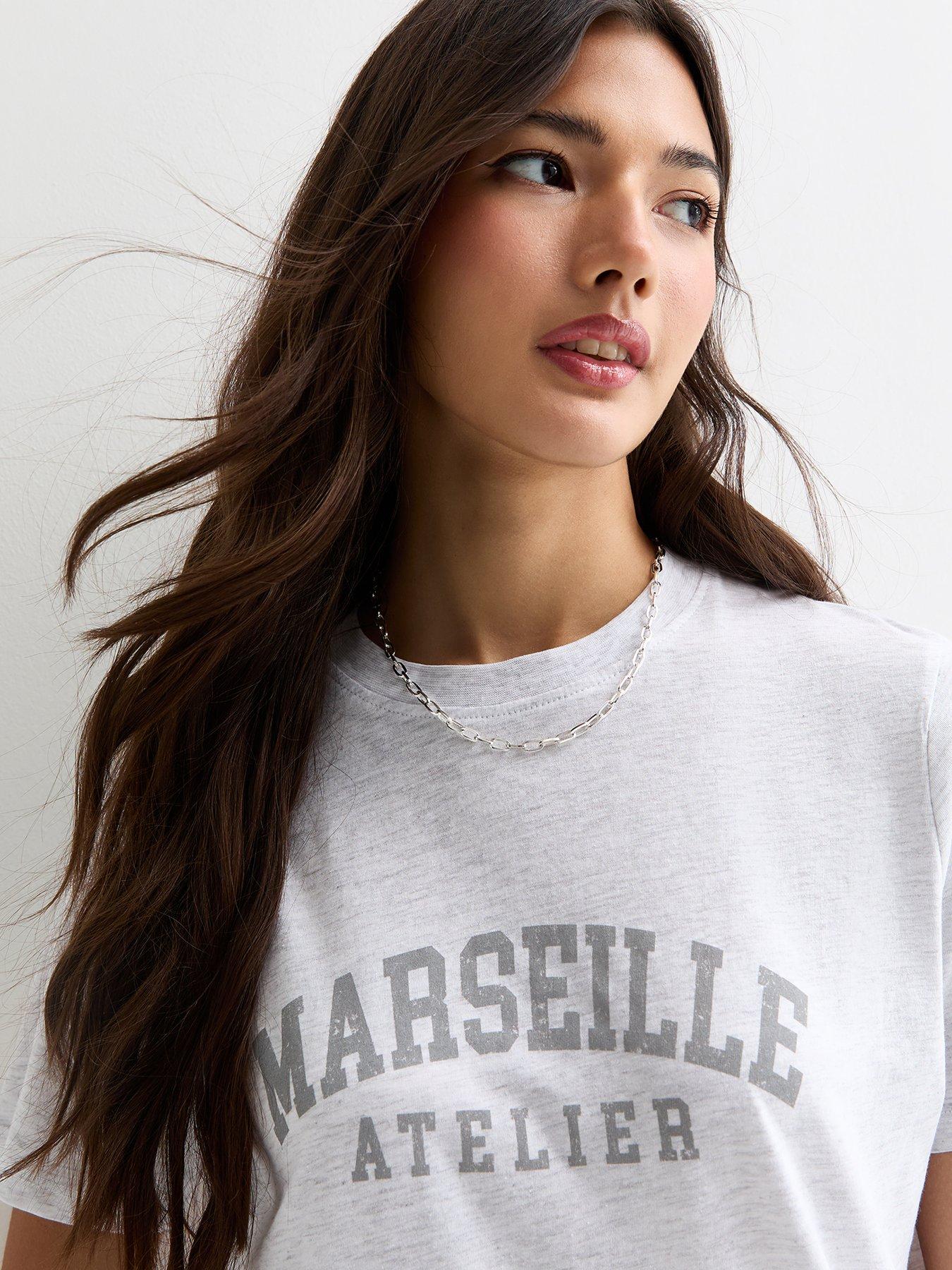 new-look-cotton-marseille-slogan-t-shirt-greyoutfit