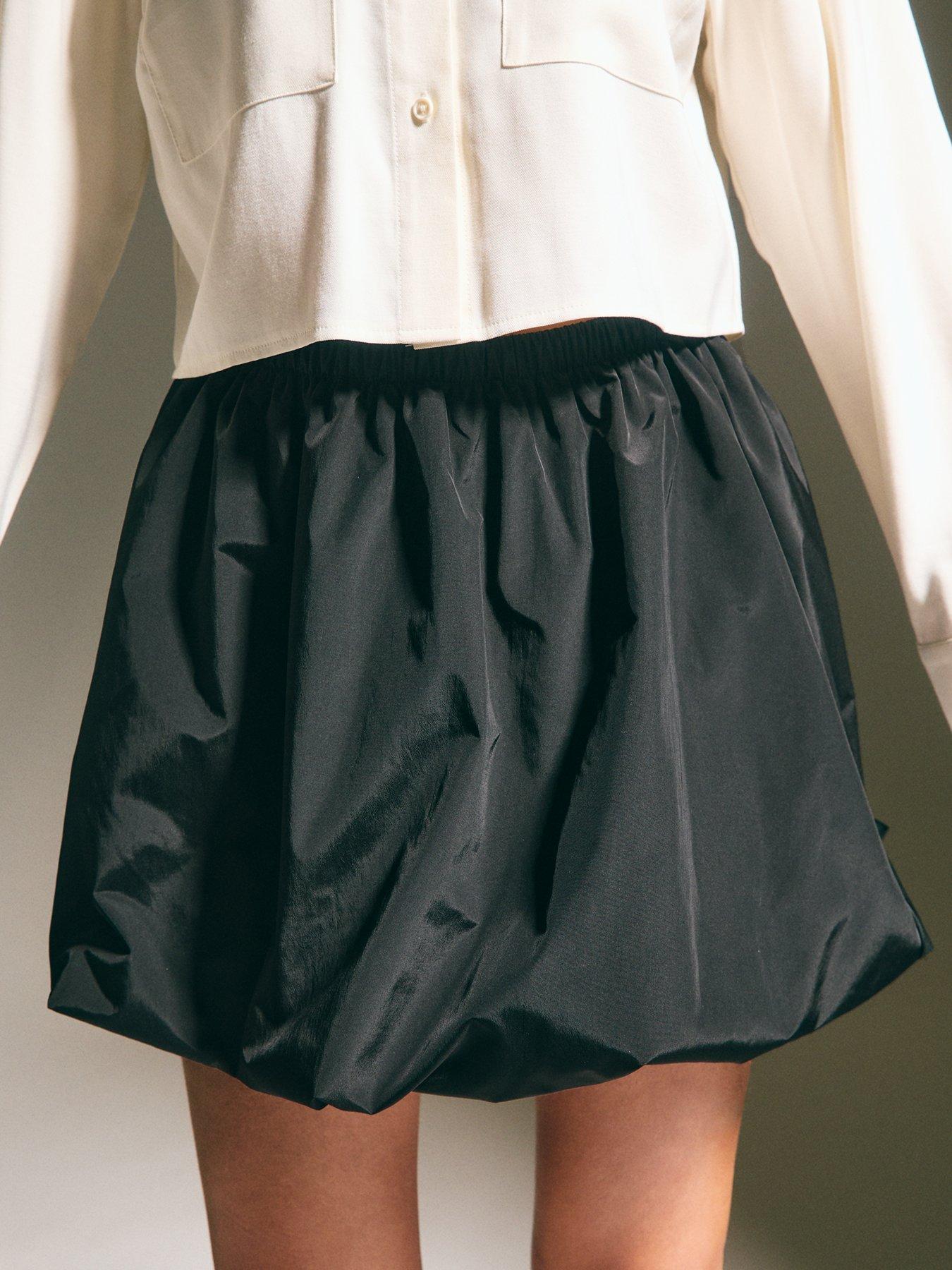 new-look-taffeta-puff-mini-skirt-blackoutfit