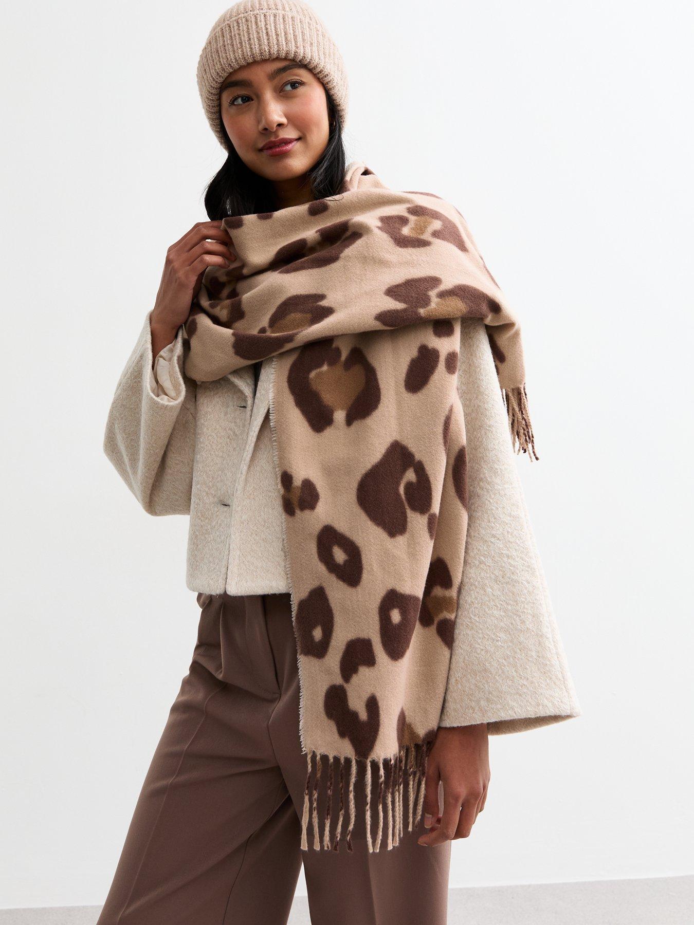 new-look-brown-leopard-print-scarfstillFront