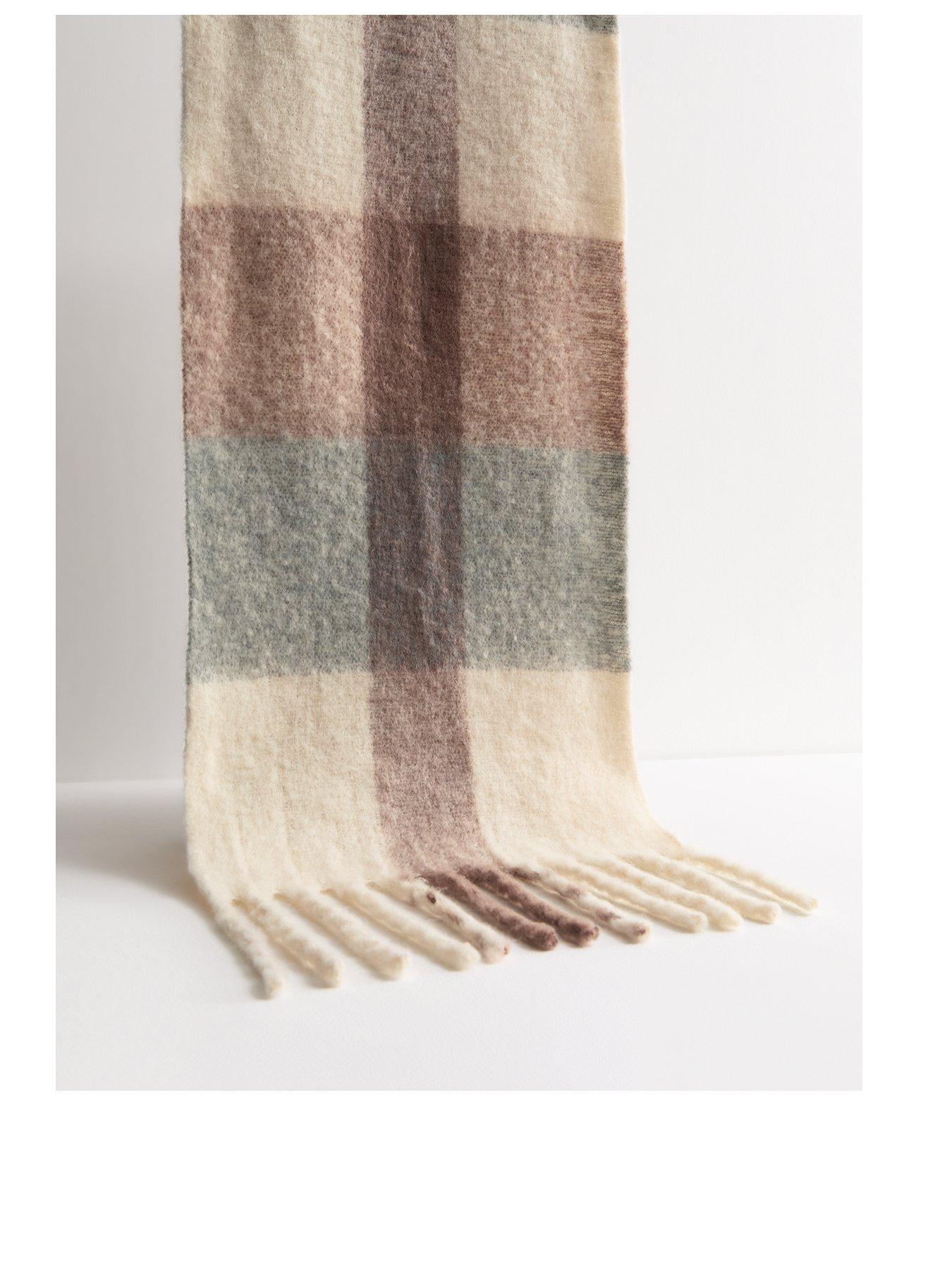 new-look-beige-soft-knit-checked-scarf