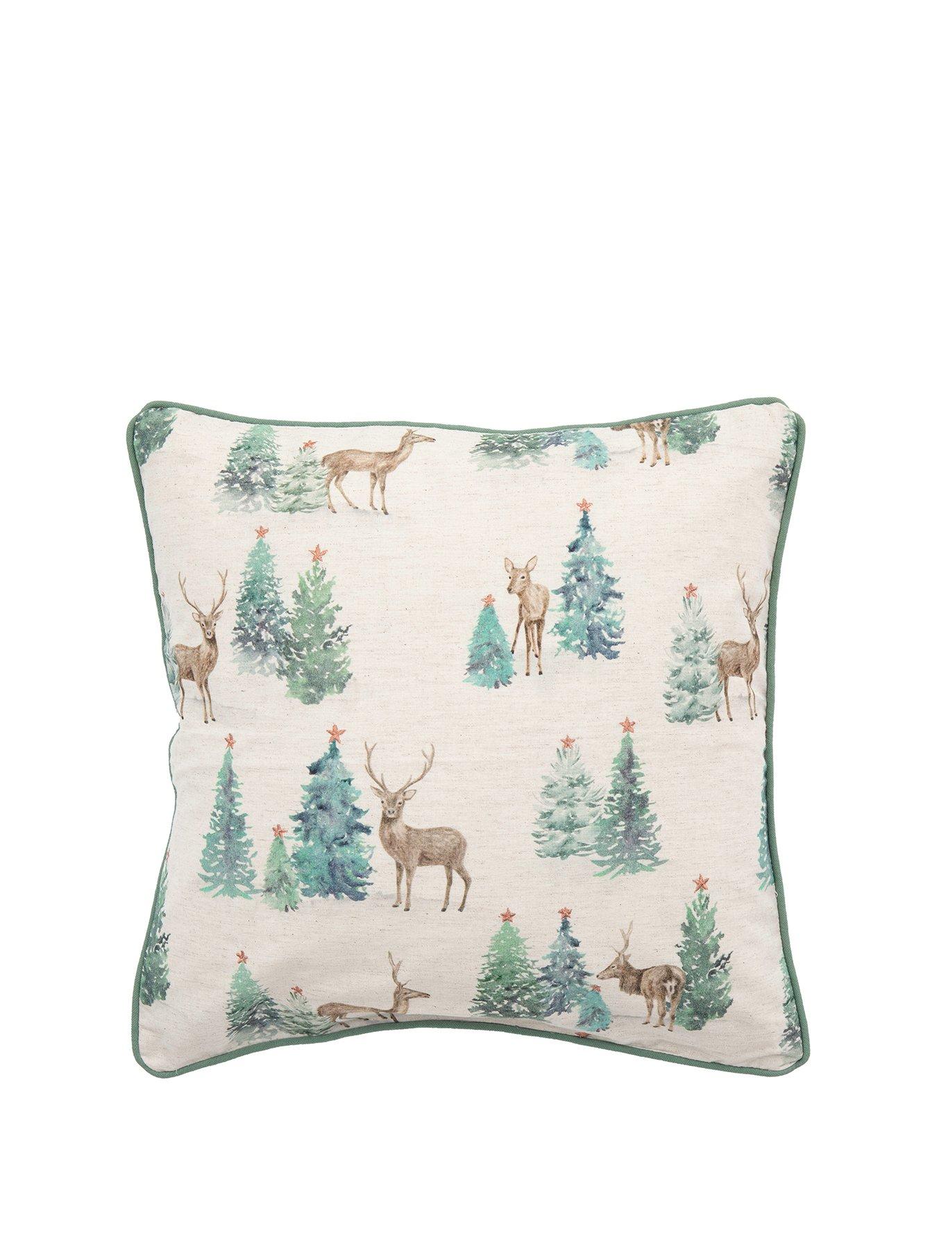 gallery-forest-stag-and-deer-christmas-scene-cushionstillFront