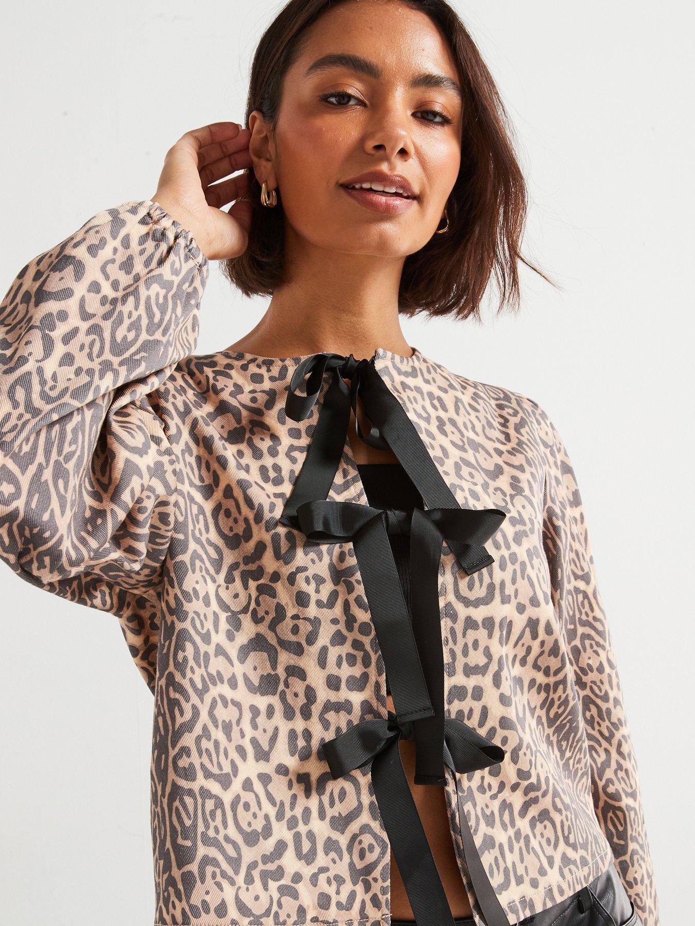 Image 4 of 6 of PIECES Reversible Long Sleeve Tie Bow Top - Multi