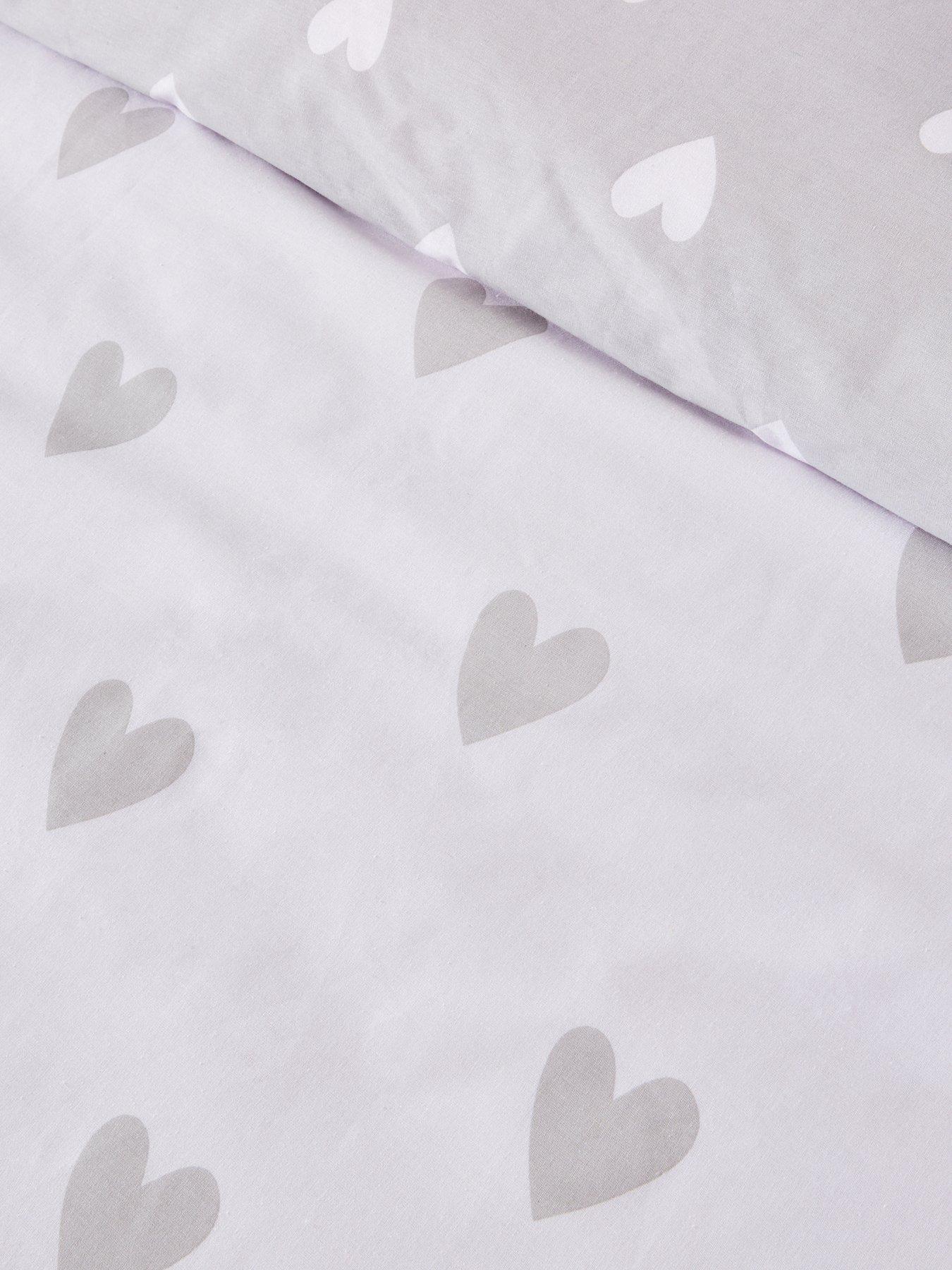 the-very-collection-heart-print-duvet-cover-setdetail