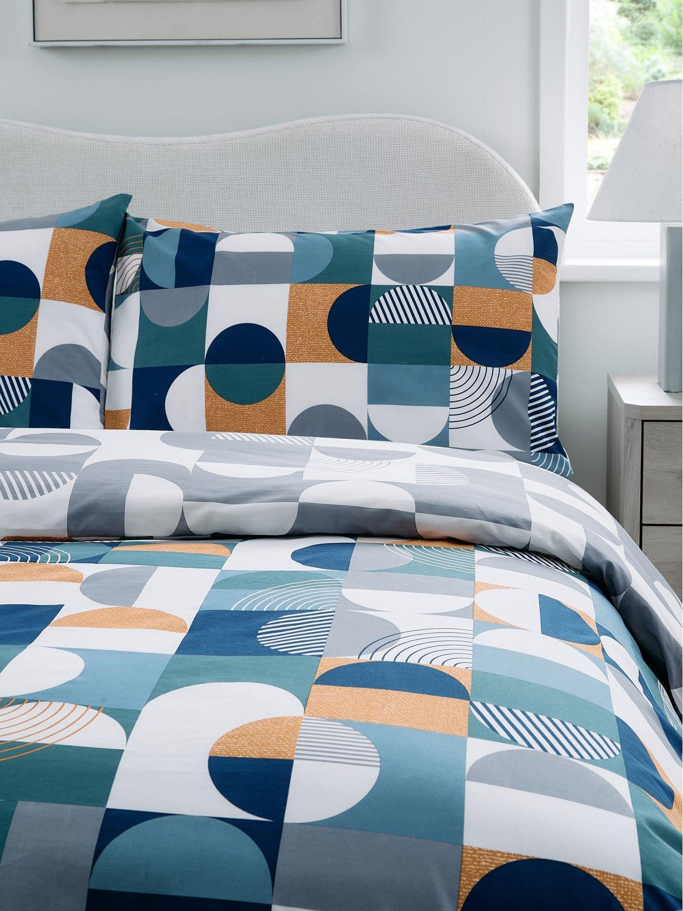Image 3 of 5 of The Very Collection Geo Print Duvet Cover Set