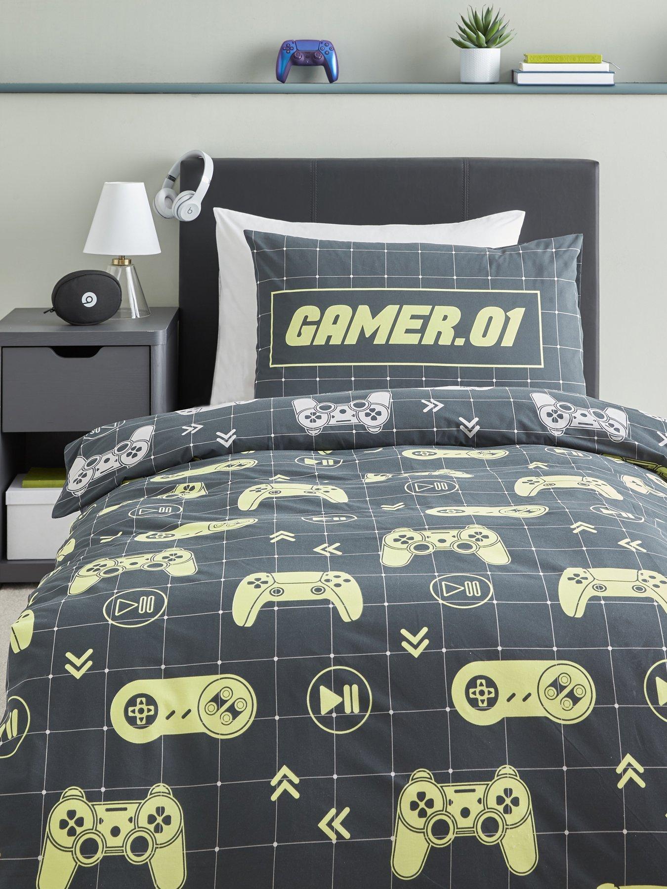 very-home-gamer-print-duvet-cover-set