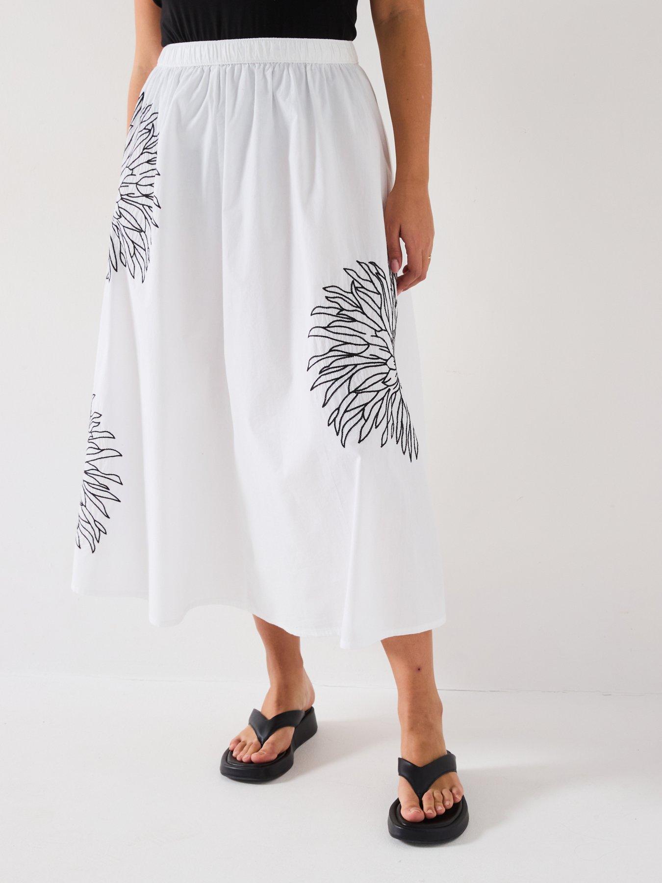 V by Very Curve Large Floral Embroidered Cotton Full Skirt - White