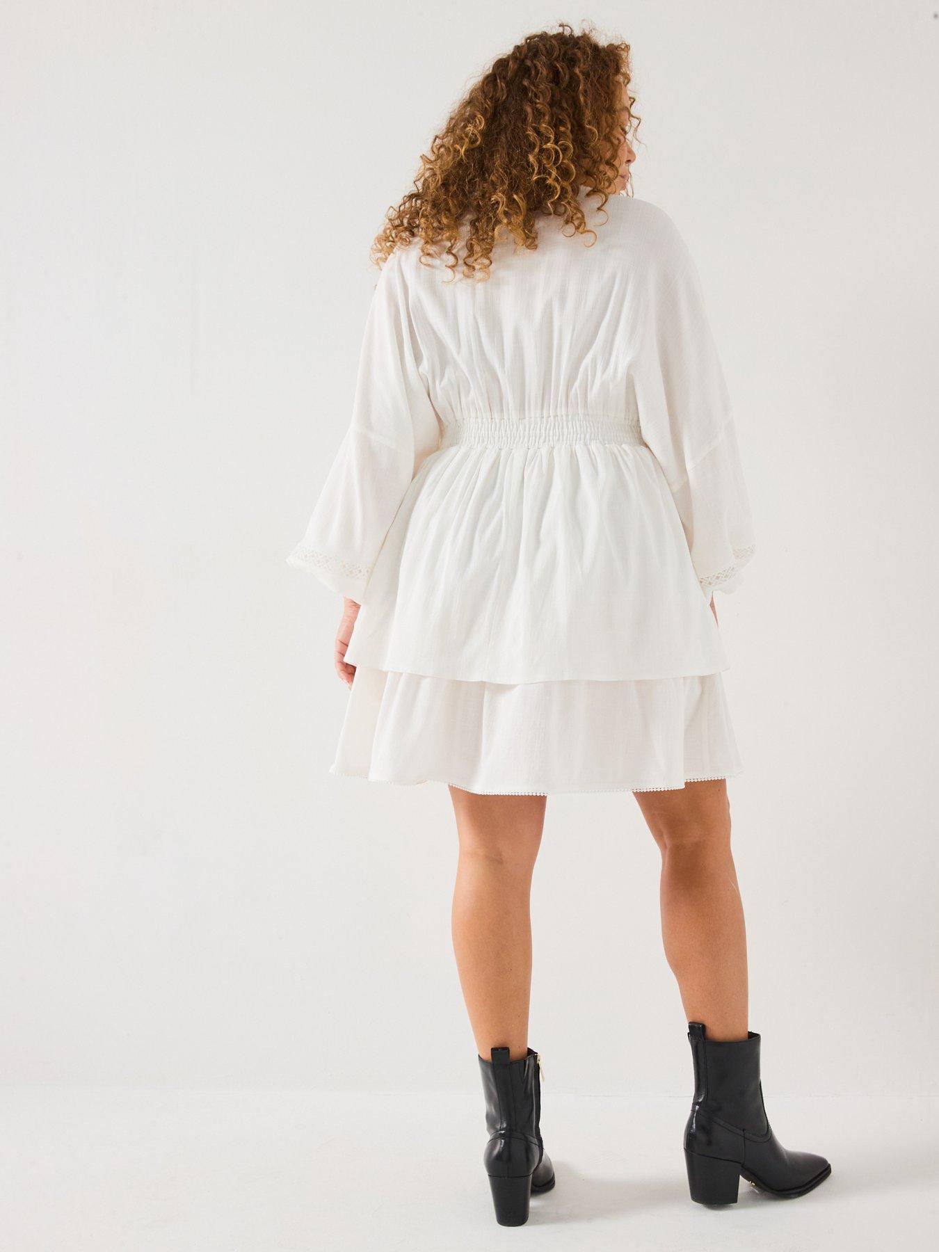 Image 5 of 6 of V by Very Curve Lace Trim Tiered Dress - White