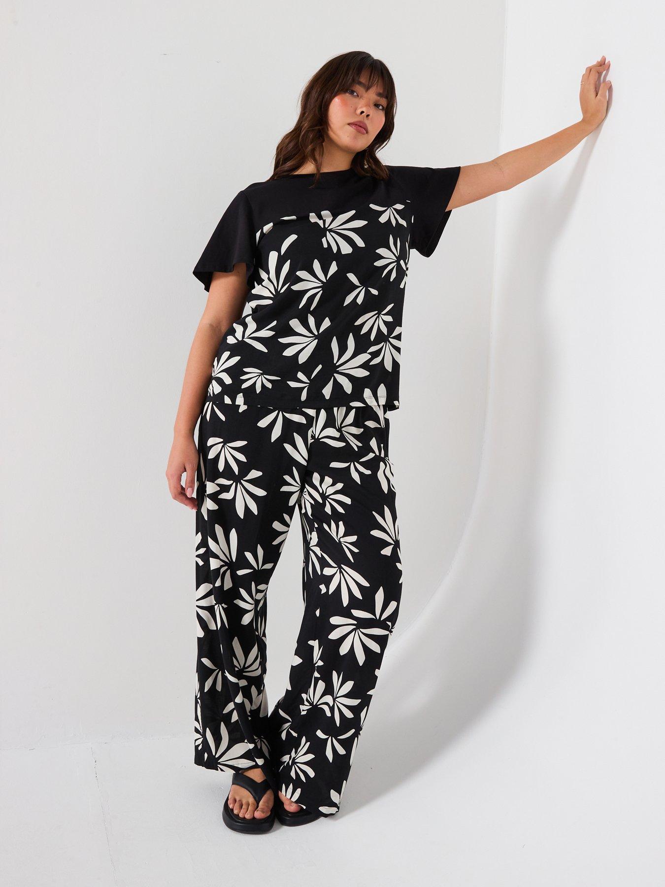 v-by-very-curve-woven-front-jersey-top-blackdetail